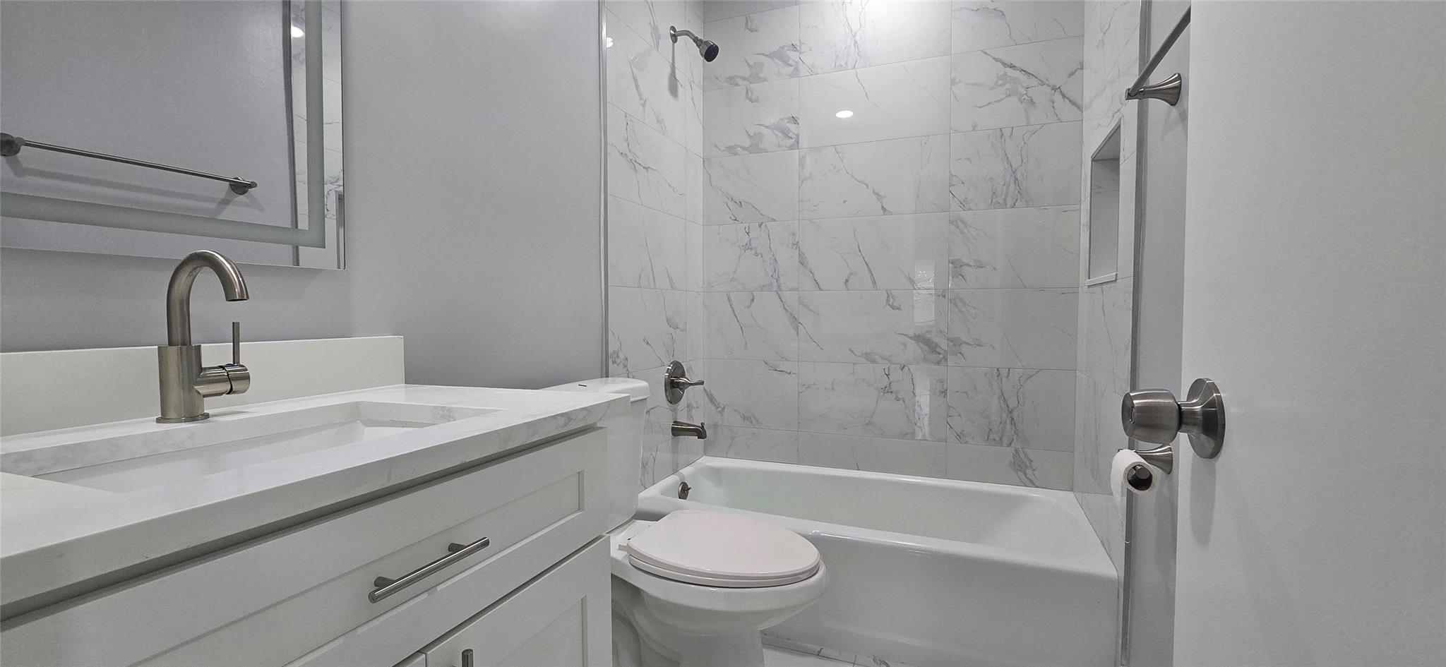 Coral Spgs Village Green - Residential Lease