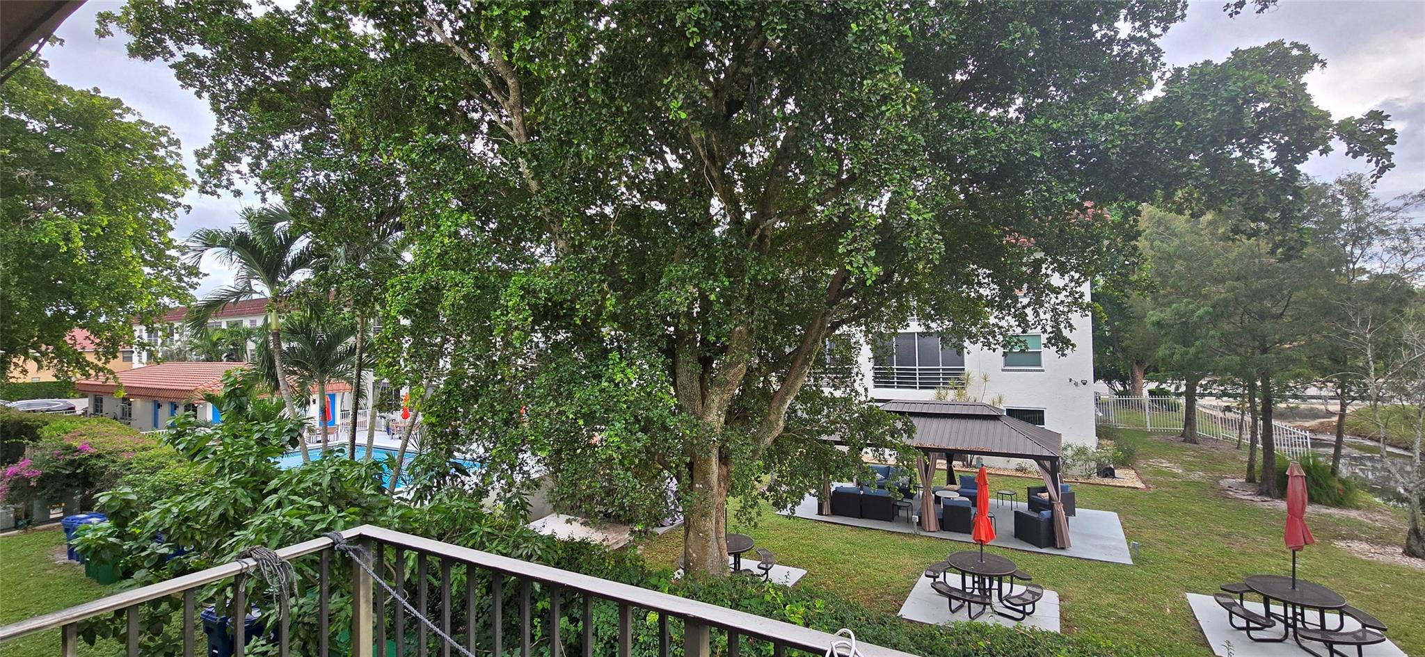 Coral Spgs Village Green - Residential Lease