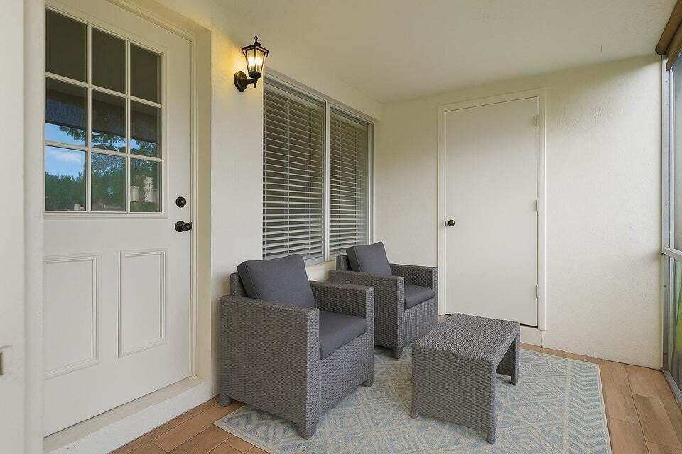 PINE RIDGE AT HAVERHILL C - Residential Lease