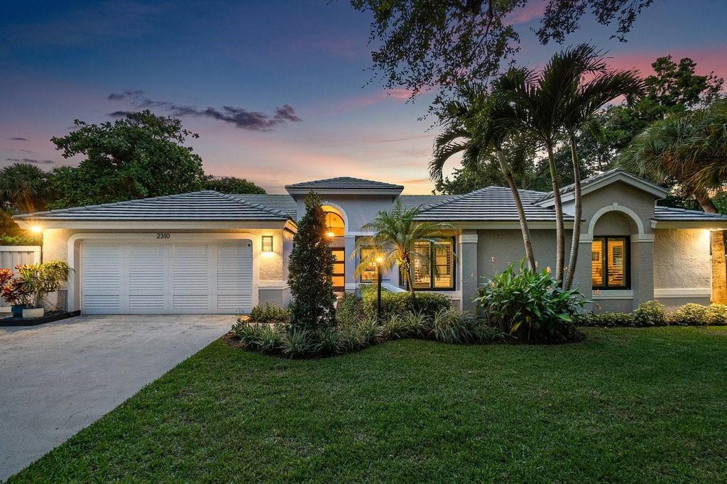 Photo of 2310 Hampton Bridge Road, Delray Beach, FL 33445 (MLS # F10445790)