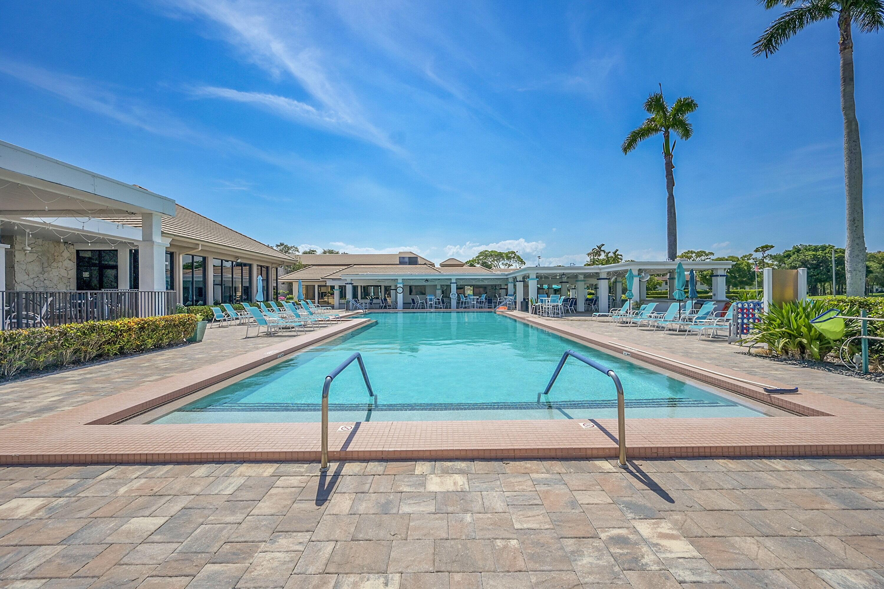 FAIRWAYS OF BOCA LAGO CONDO - Residential