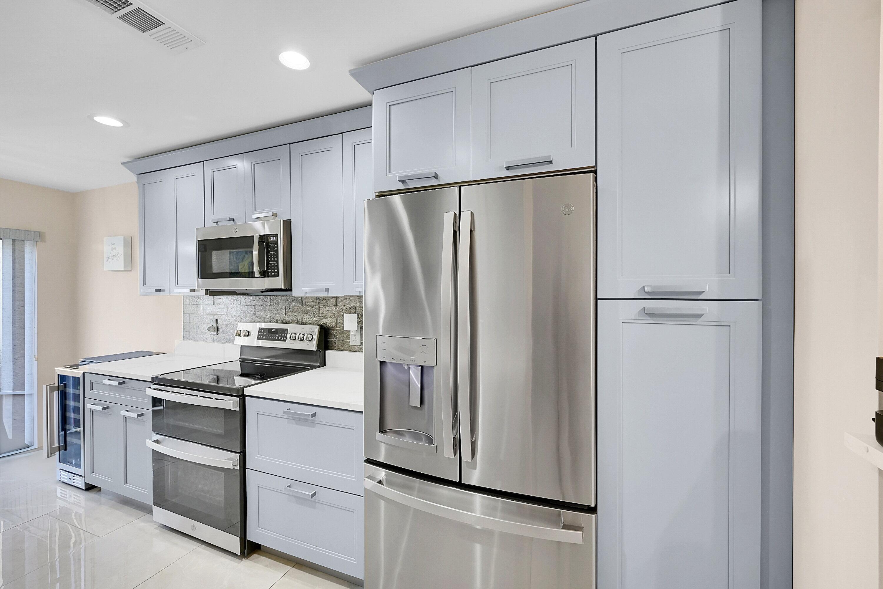 FAIRWAYS OF BOCA LAGO CONDO - Residential