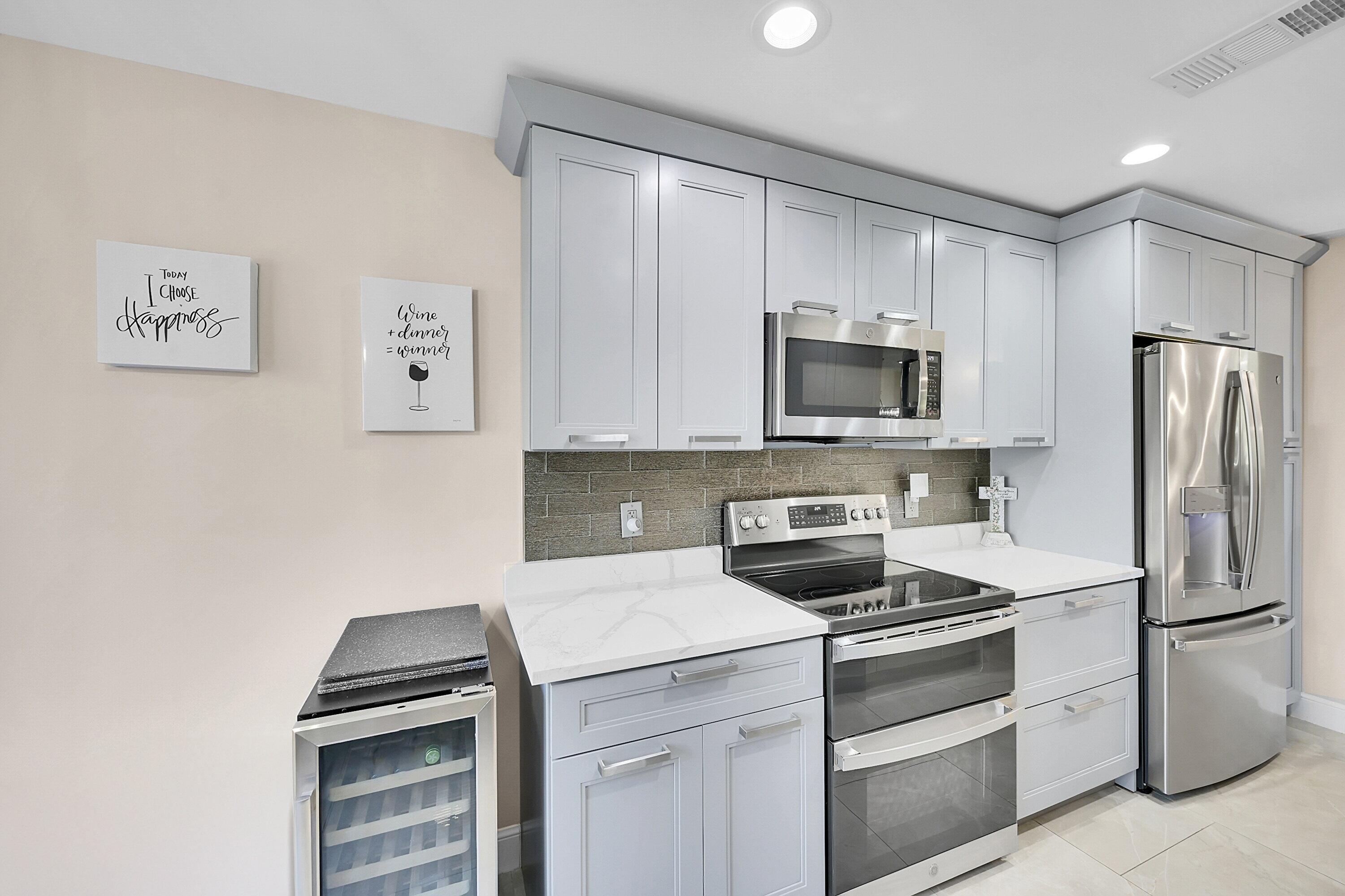 FAIRWAYS OF BOCA LAGO CONDO - Residential