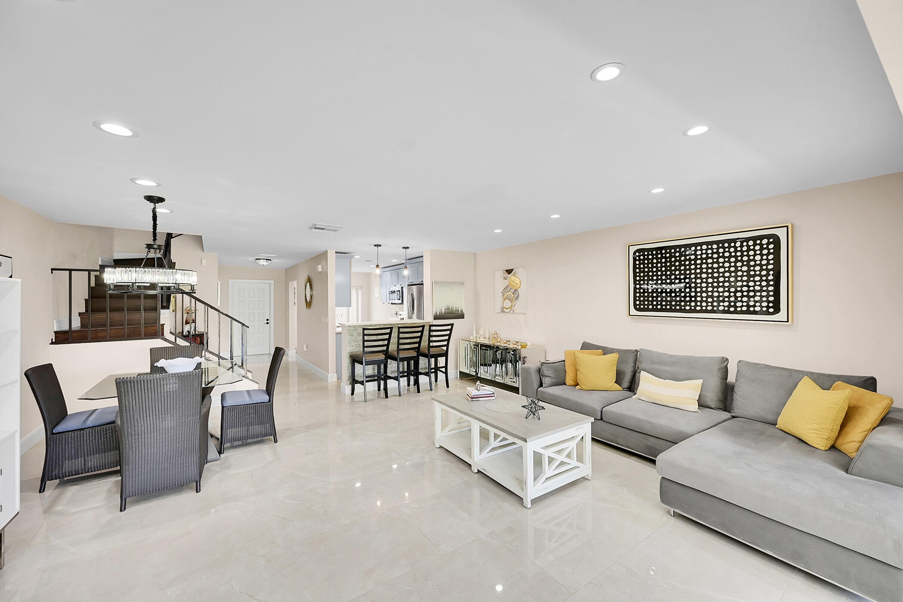 FAIRWAYS OF BOCA LAGO CONDO - Residential