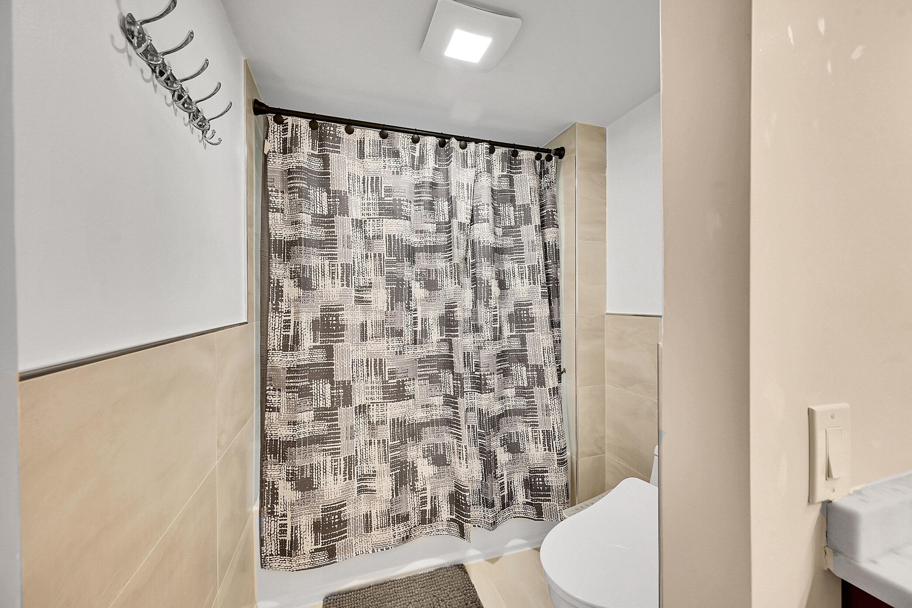 FAIRWAYS OF BOCA LAGO CONDO - Residential