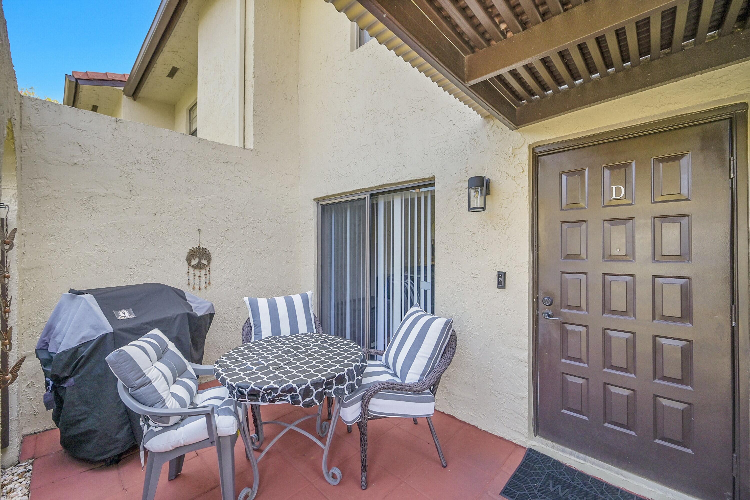 FAIRWAYS OF BOCA LAGO CONDO - Residential