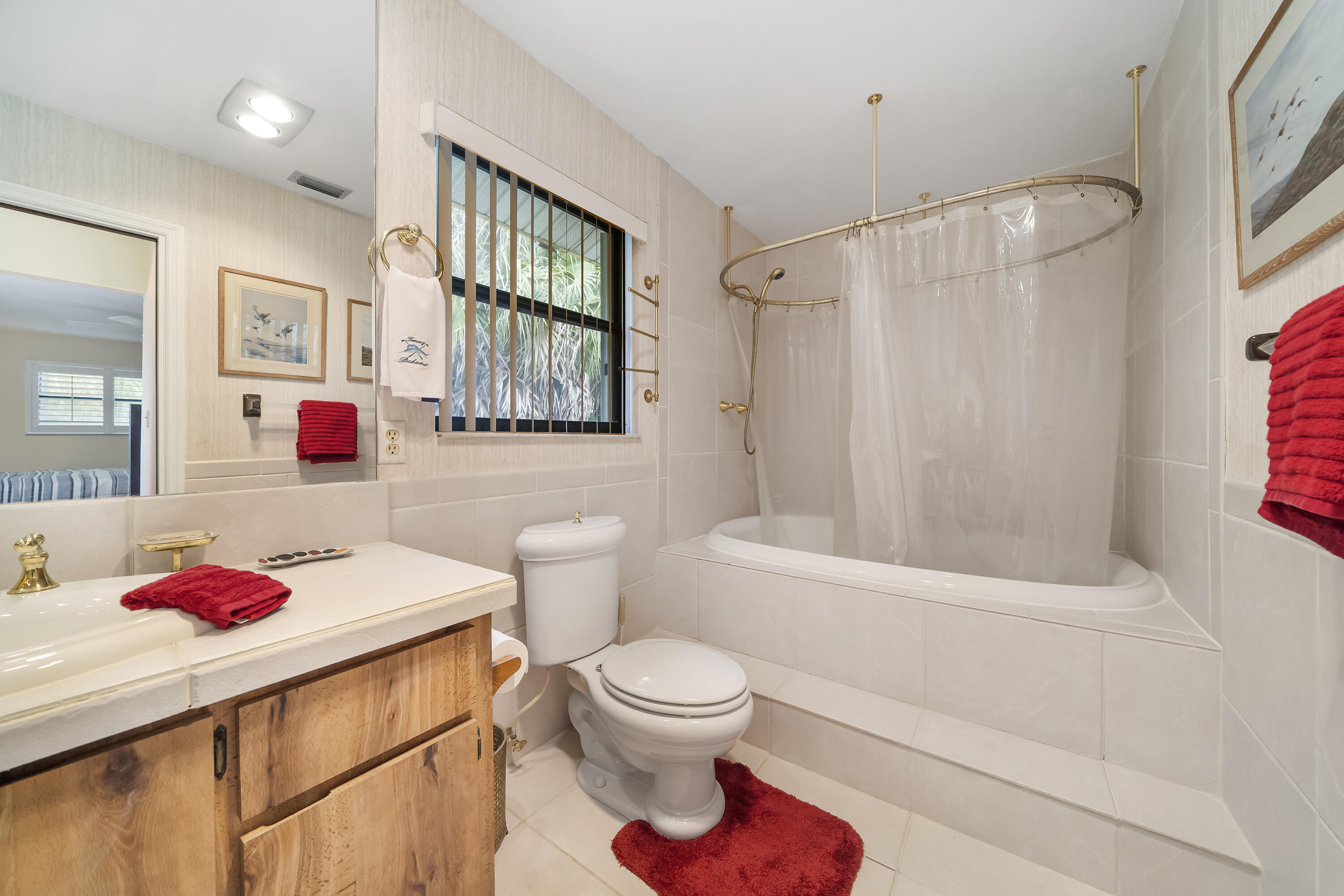 VIA RIO UNREC ON AM 90 - Residential