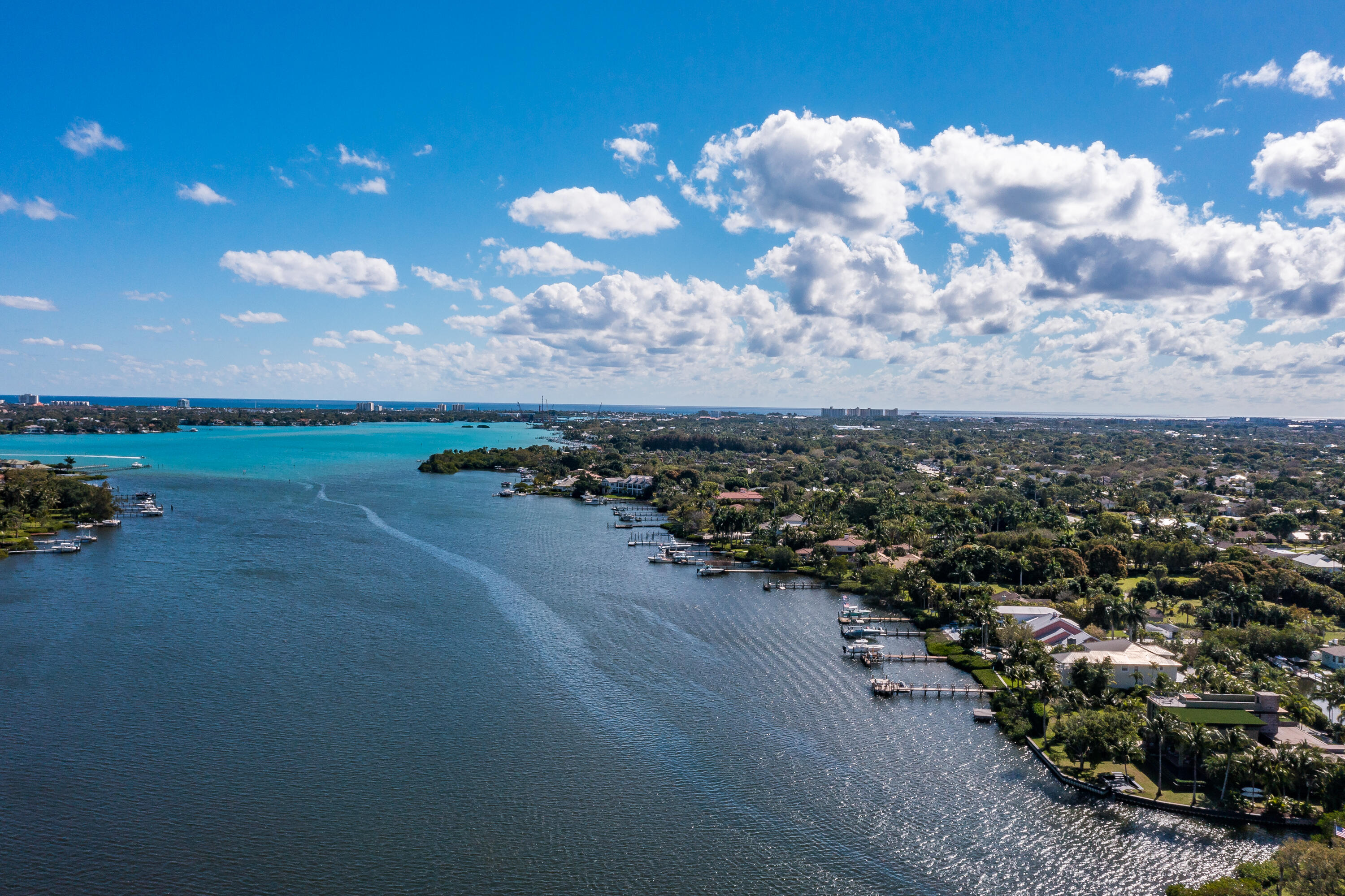 VIA RIO UNREC ON AM 90 - Residential