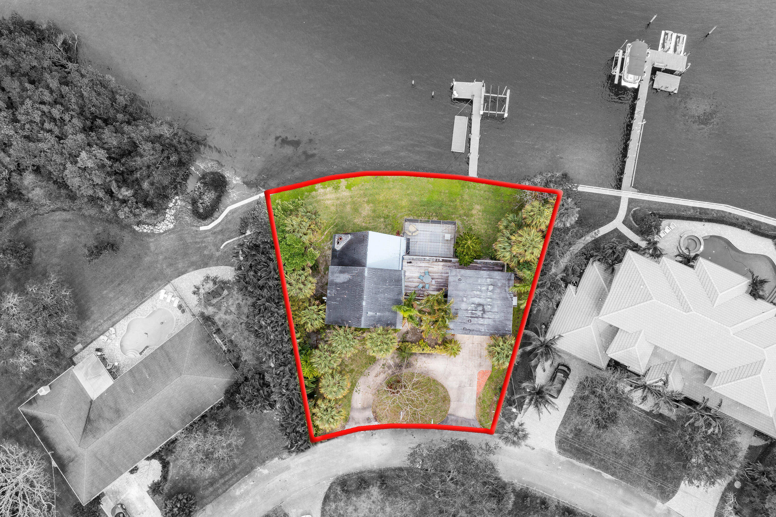 VIA RIO UNREC ON AM 90 - Residential