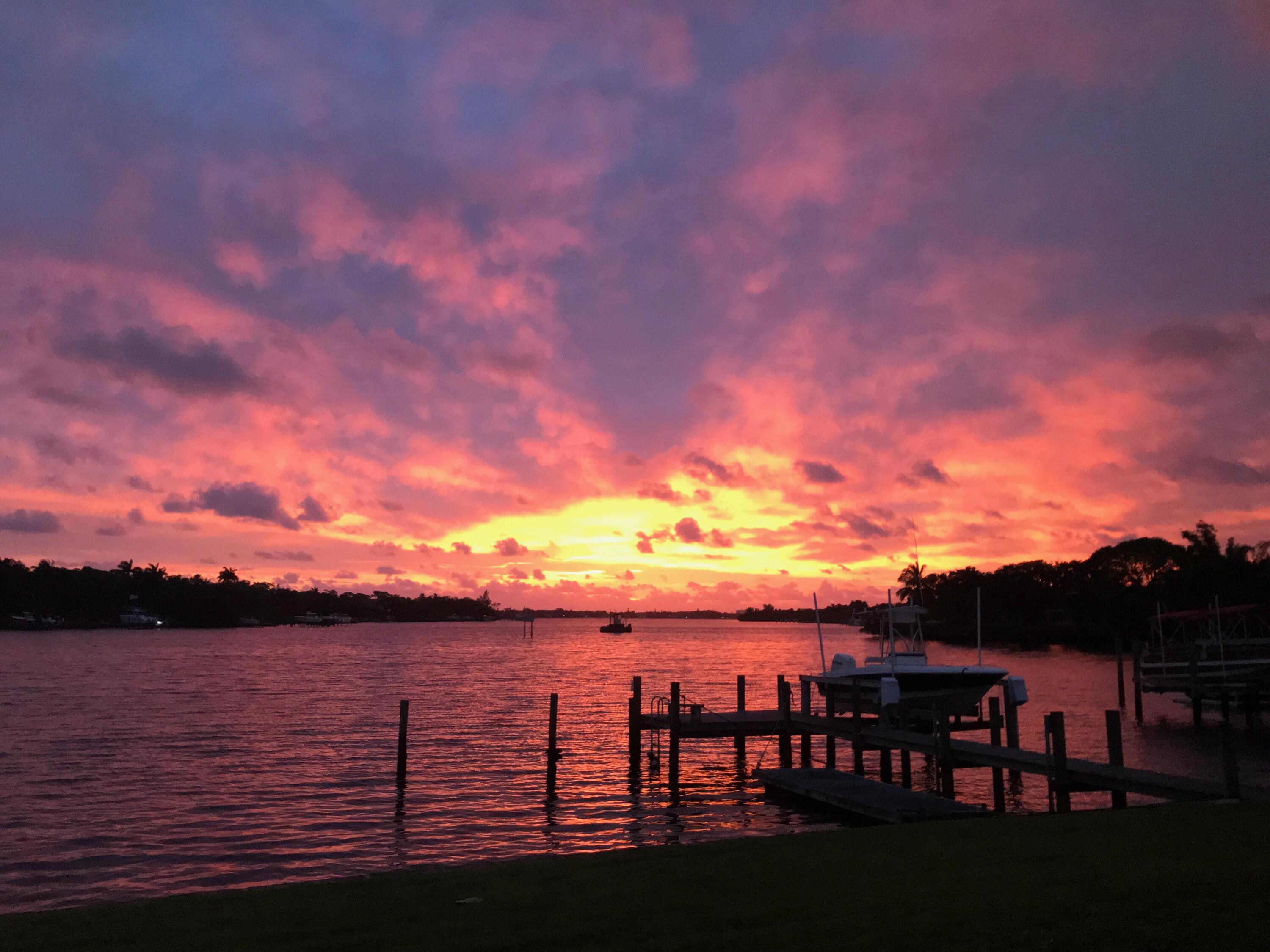 VIA RIO UNREC ON AM 90 - Residential