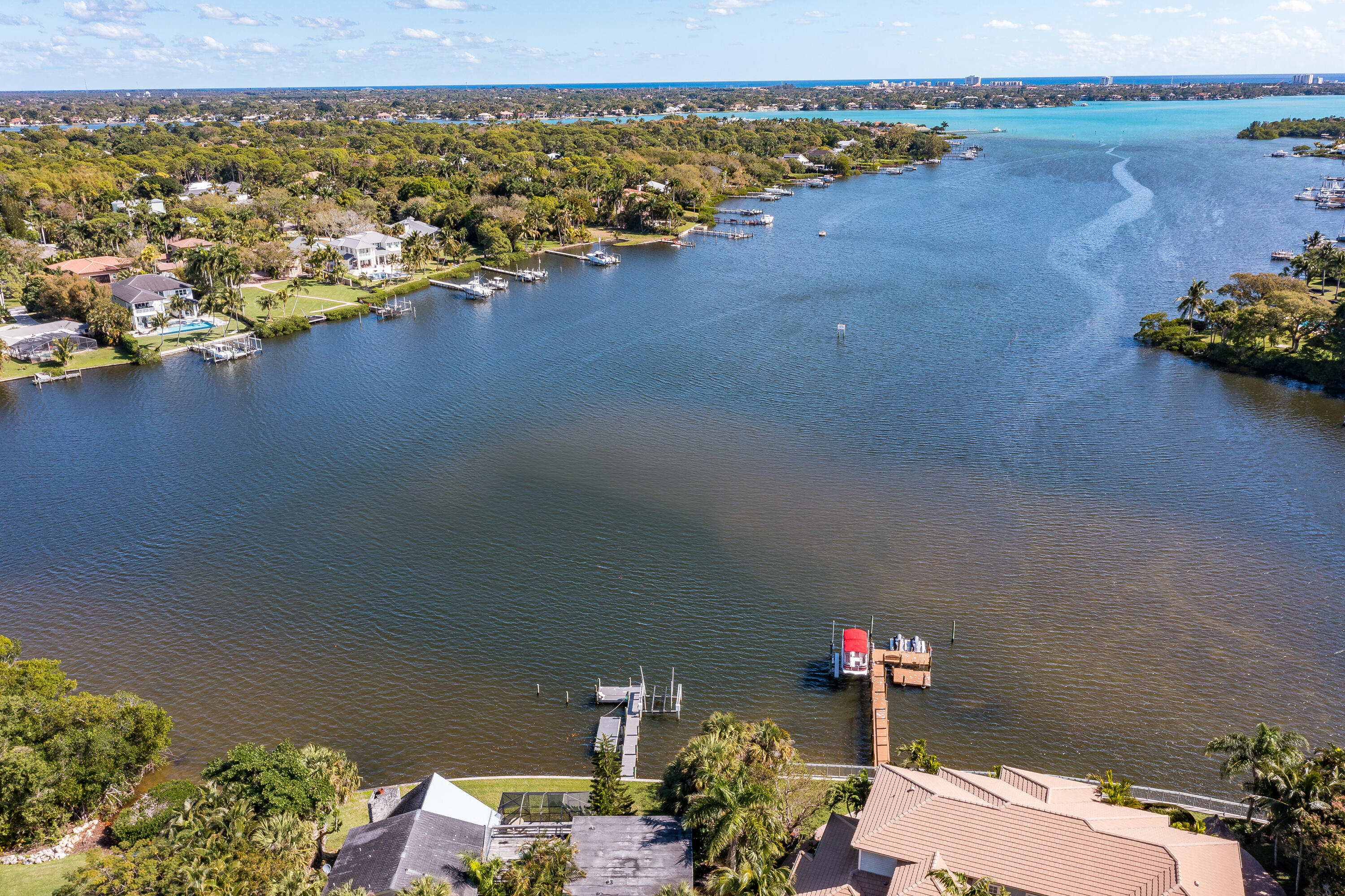 VIA RIO UNREC ON AM 90 - Residential