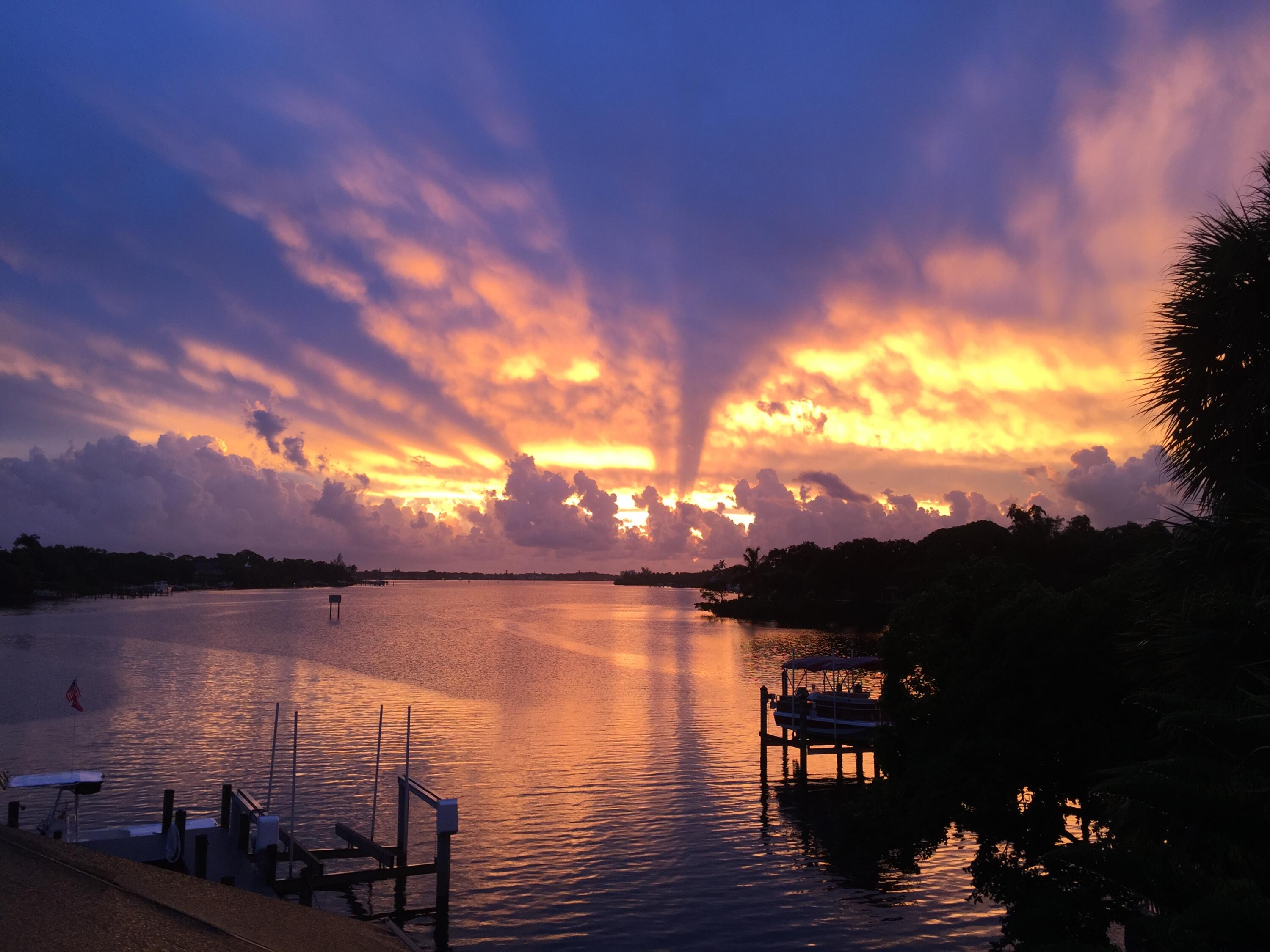 VIA RIO UNREC ON AM 90 - Residential