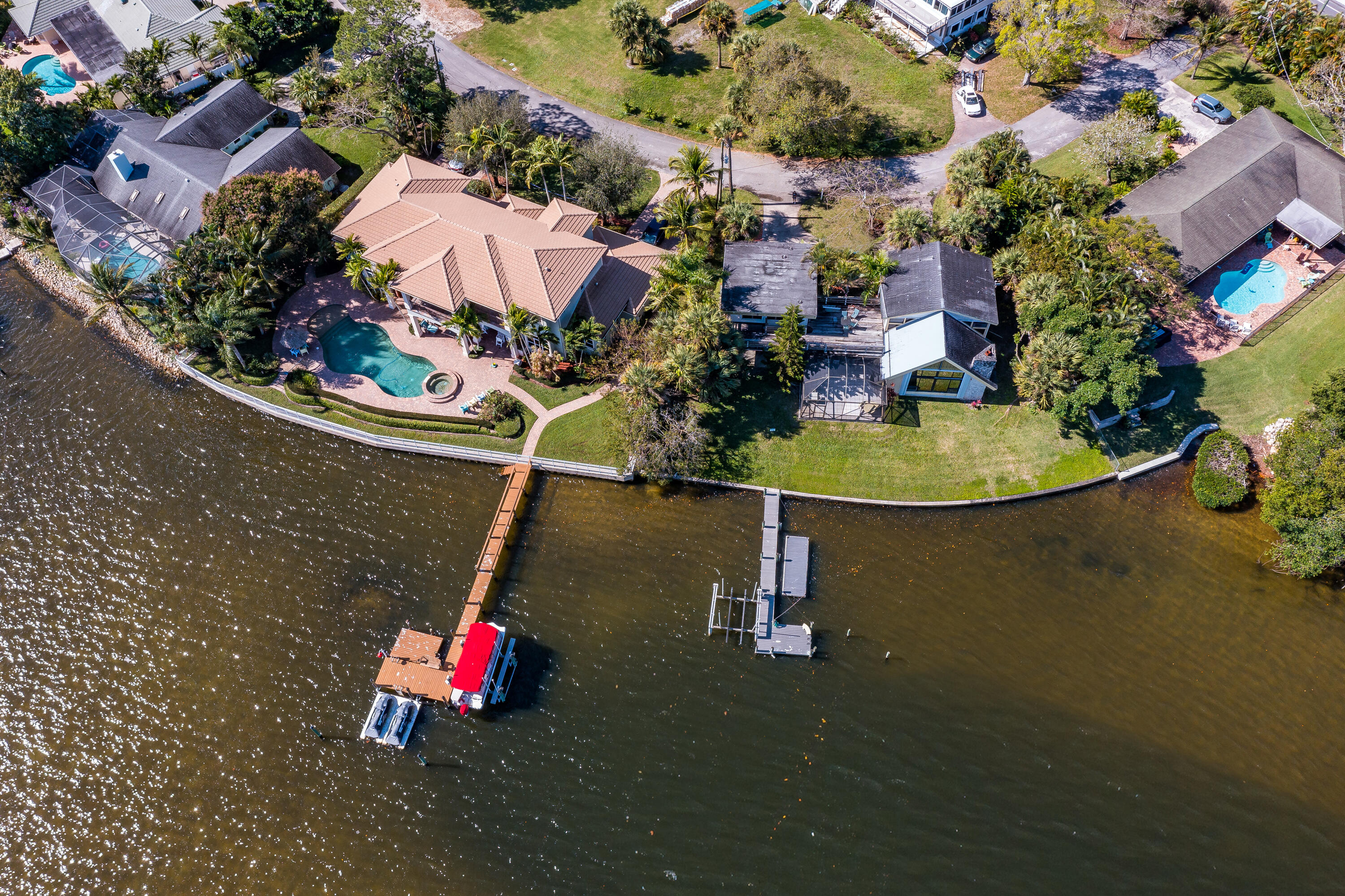 VIA RIO UNREC ON AM 90 - Residential