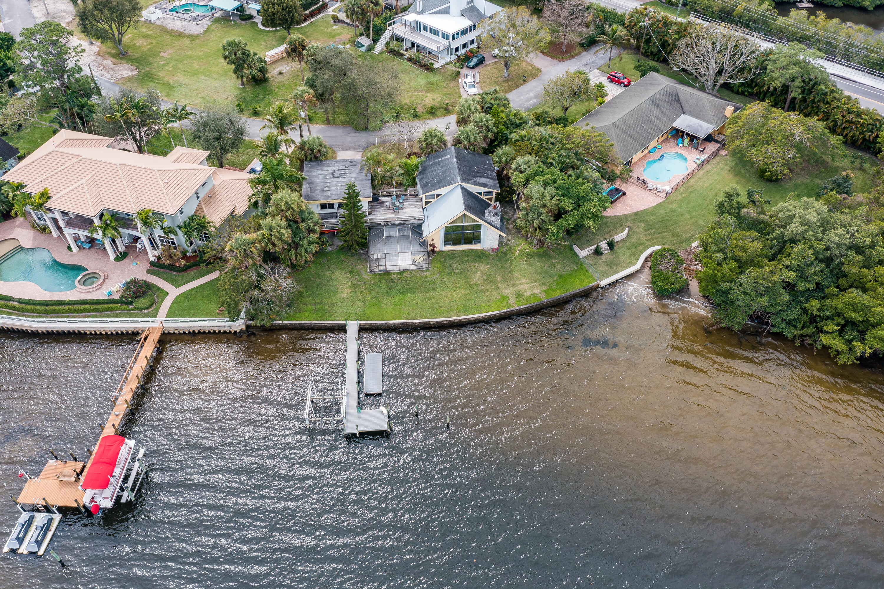 VIA RIO UNREC ON AM 90 - Residential