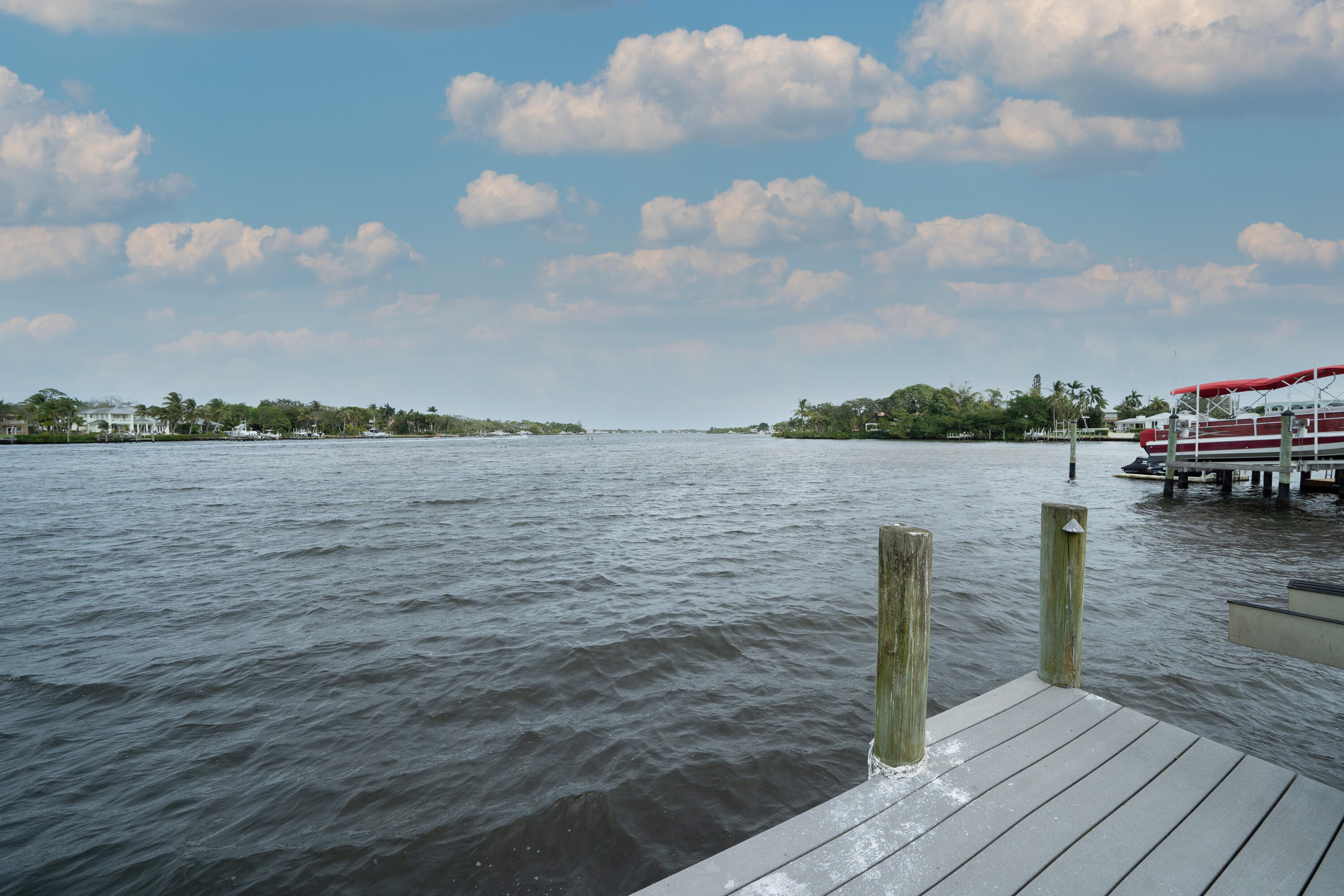 VIA RIO UNREC ON AM 90 - Residential