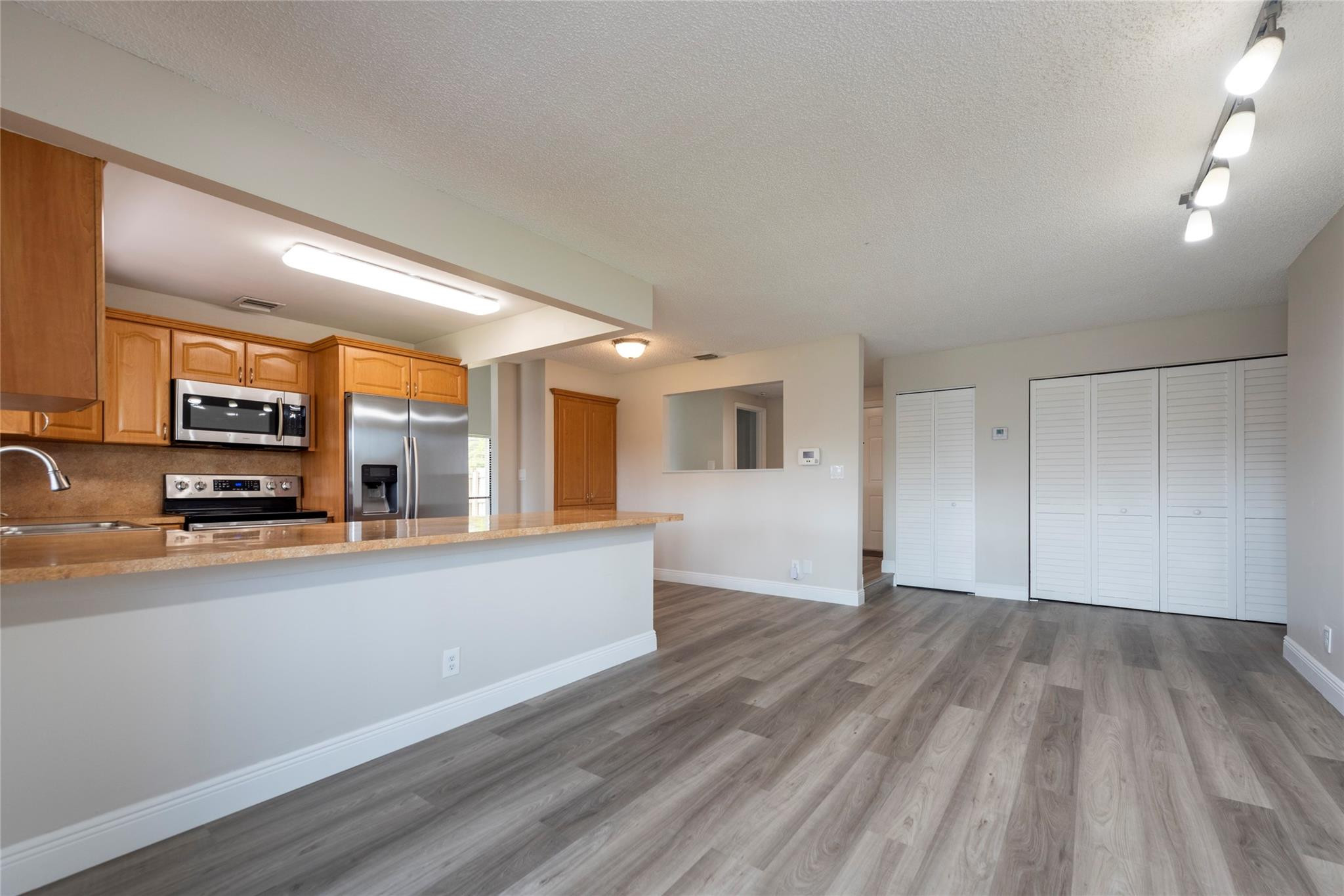 WOODBRIDGE - Residential Lease