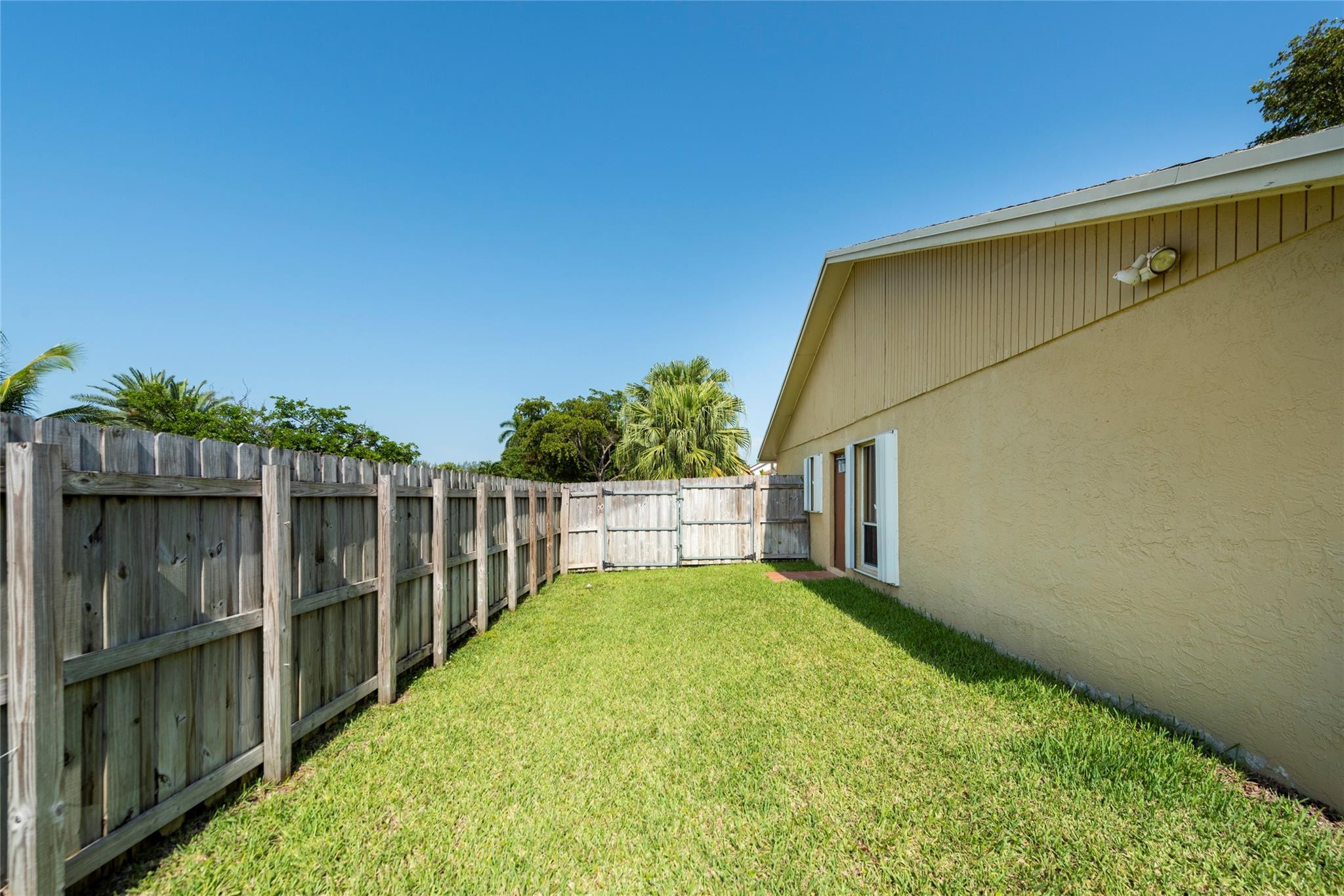 WOODBRIDGE - Residential Lease