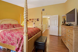 MIZNER POINTE OF BOCA VIA ANCHO - Residential