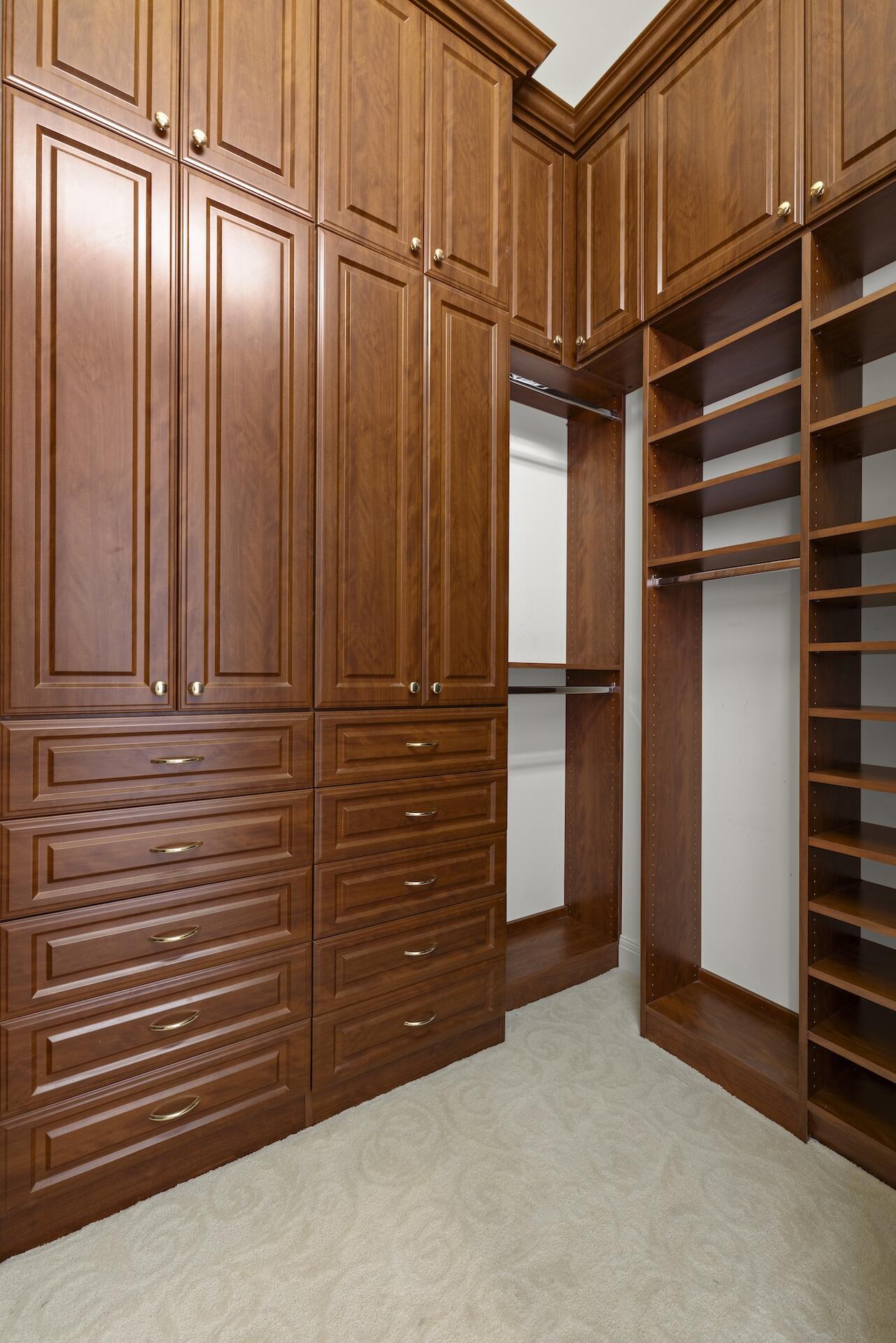 HARBOUR ISLES - Residential