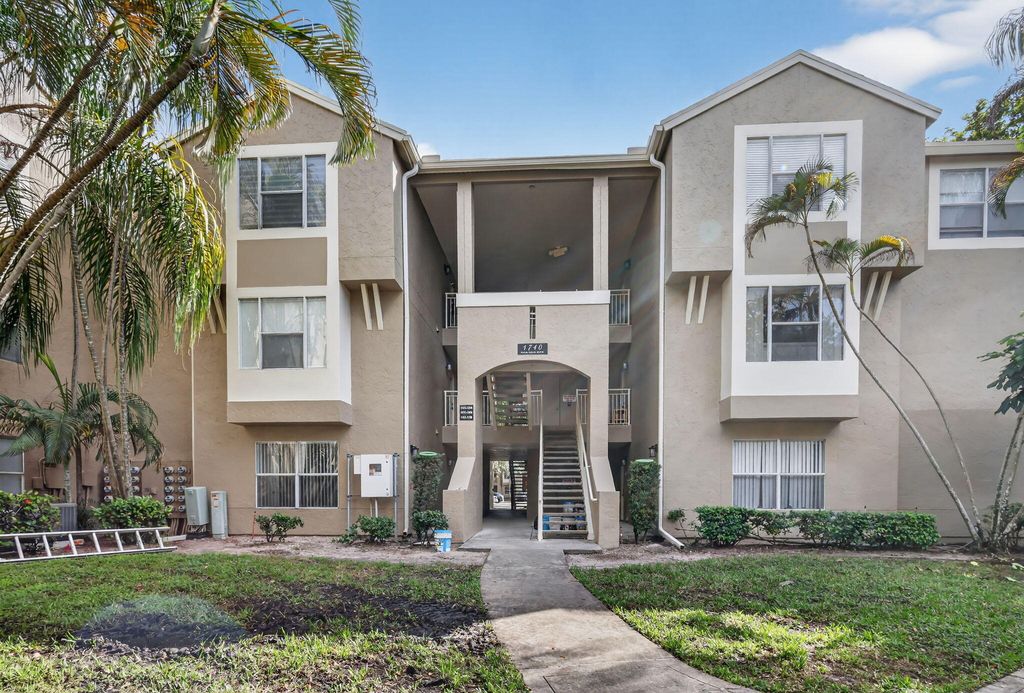 Photo of 1740 Palm Cove Boulevard #4-307, Delray Beach, FL 33445 (MLS # R11148160)