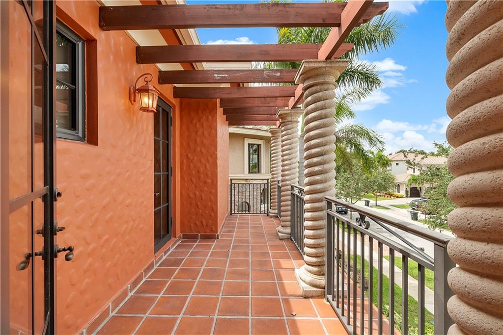 Parkland Golf & Country C - Residential