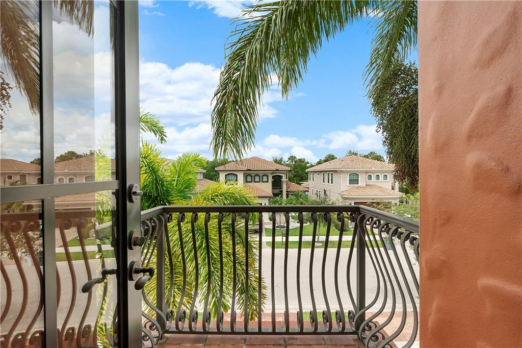 Parkland Golf & Country C - Residential