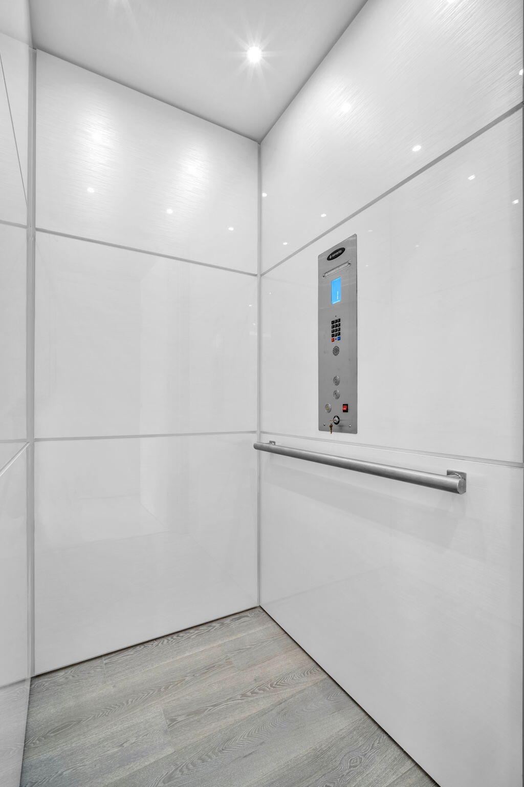 ST ANDREWS COUNTRY CLUB 2 - Residential