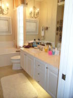 VILLAGEWALK - Residential