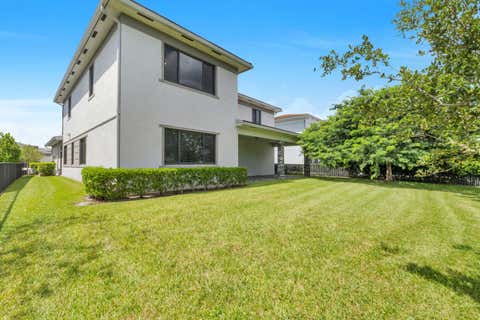 Tiny photo for 10675 Coral Street, Parkland, FL 33076 (MLS # B26063304)