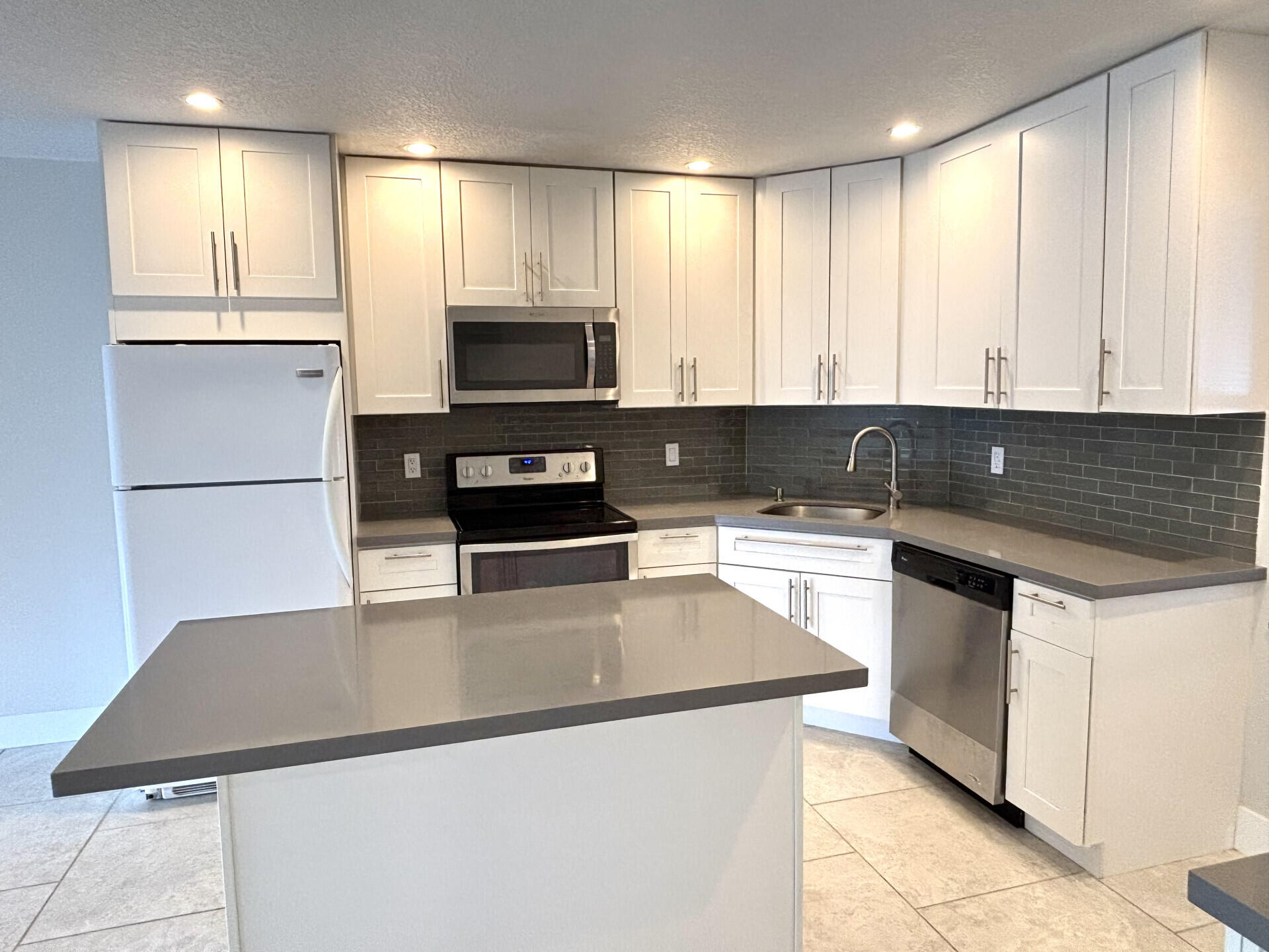 SPRING CREEK CONDO APARTMENTS - Residential