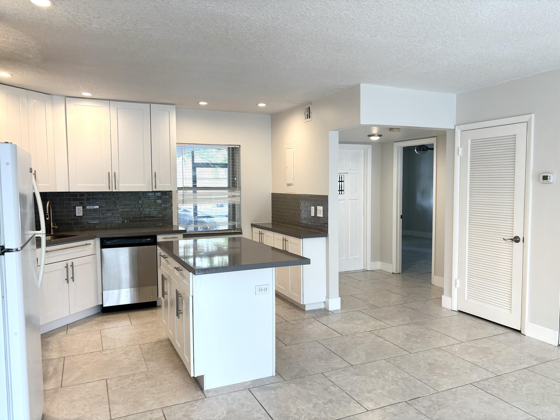 SPRING CREEK CONDO APARTMENTS - Residential