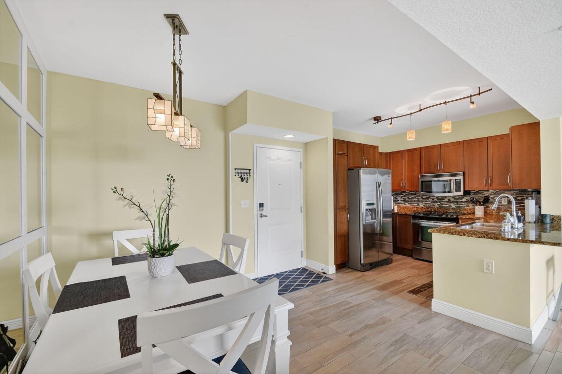 CASA COSTA CONDO - Residential