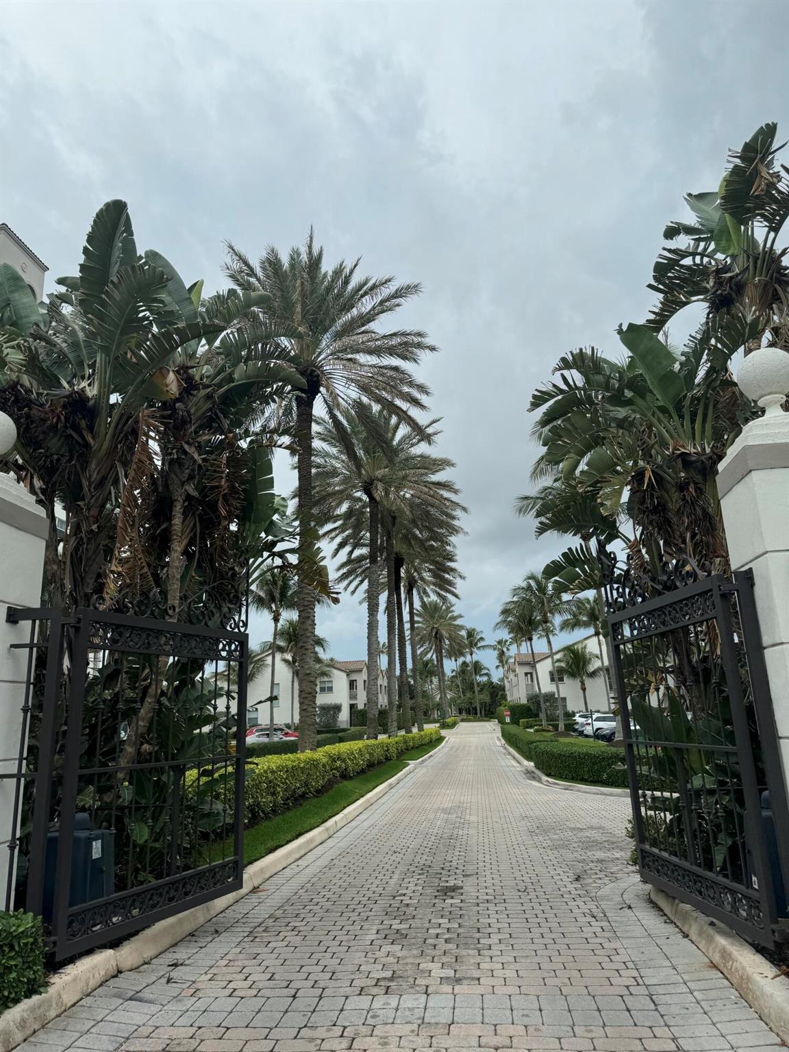 HIGHLAND BEACH CLUB CONDO - Residential Lease