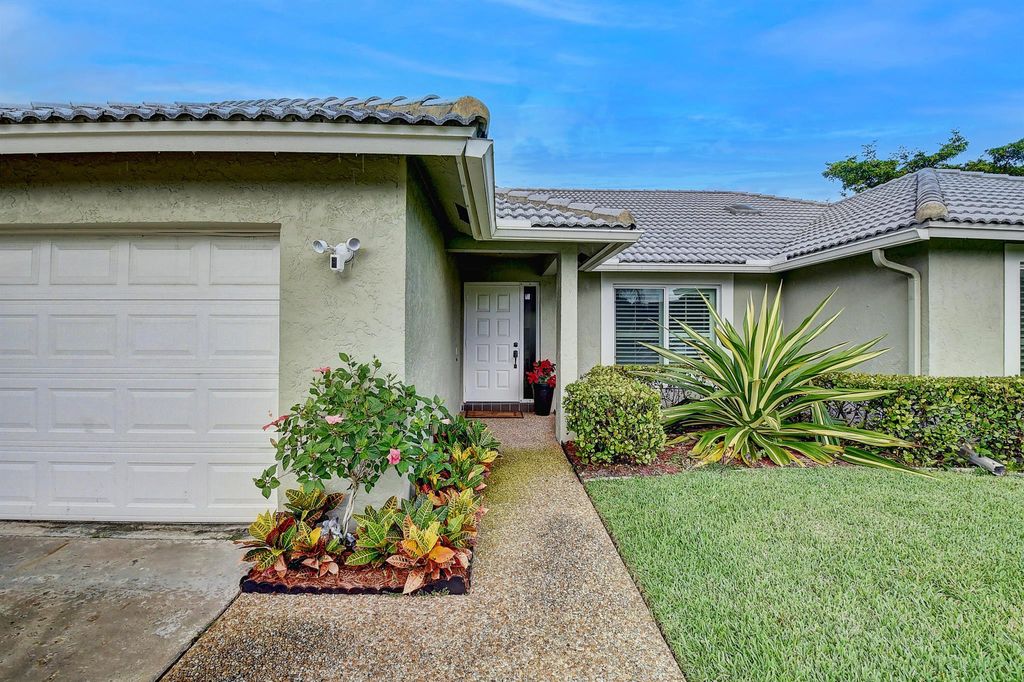 Photo of 5075 Marina Circle, Boca Raton, FL 33486 (MLS # R11126415)