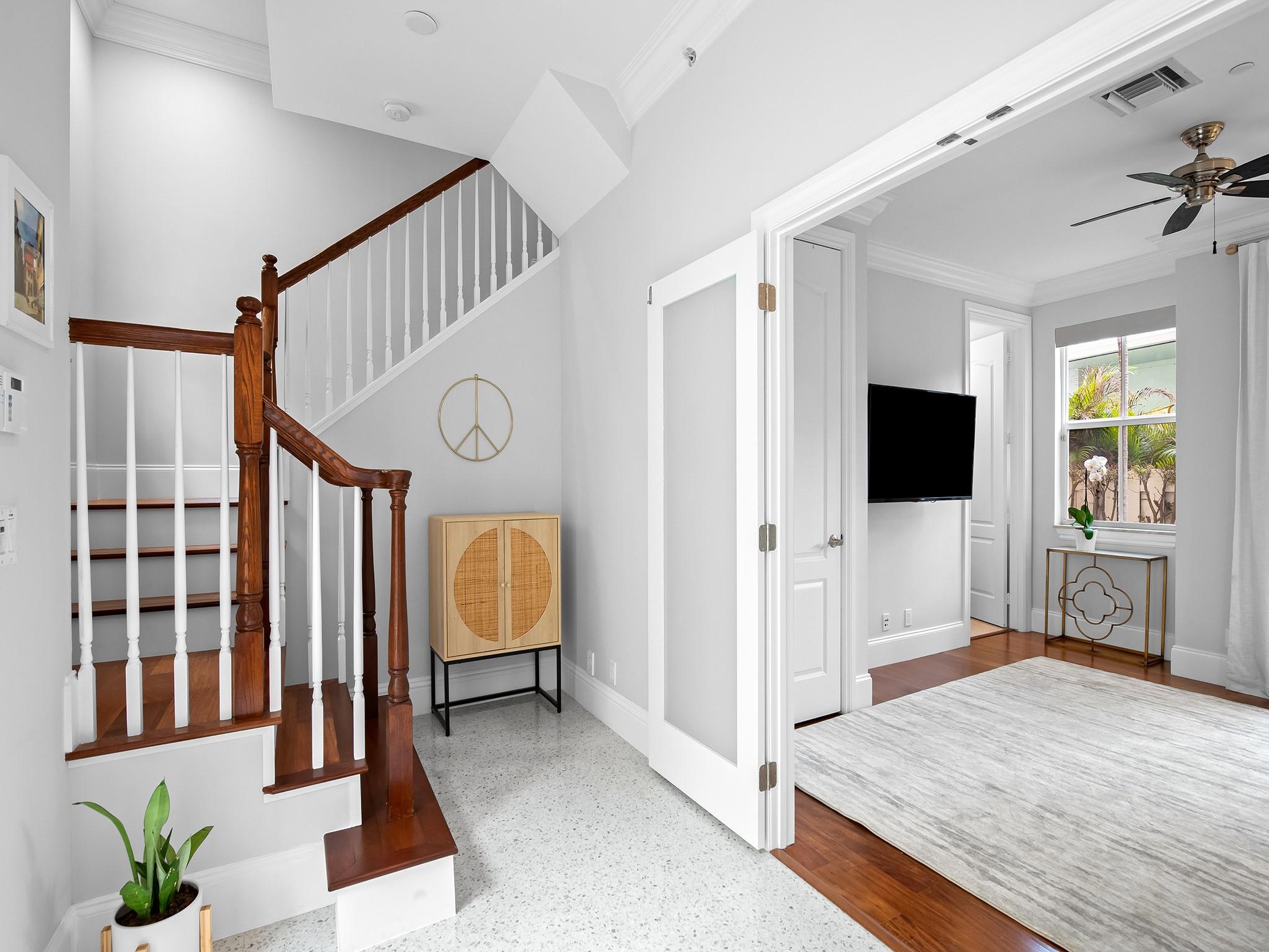 4332 Seagrape Dr 11
