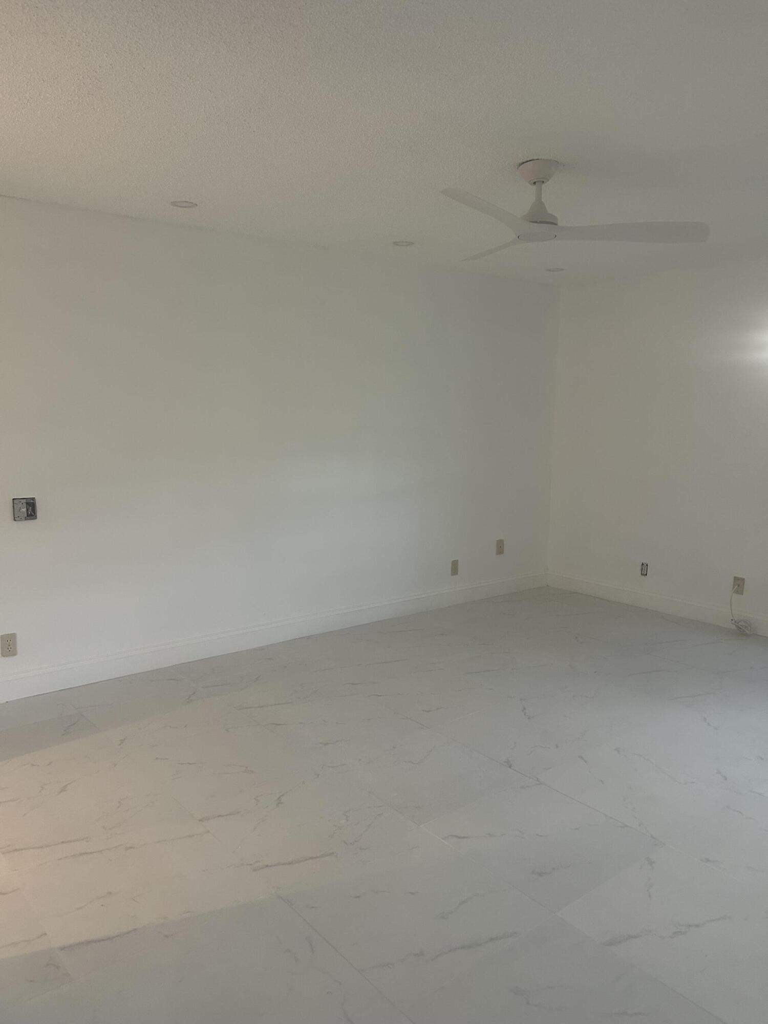 5657 Lakeview Mews Drive