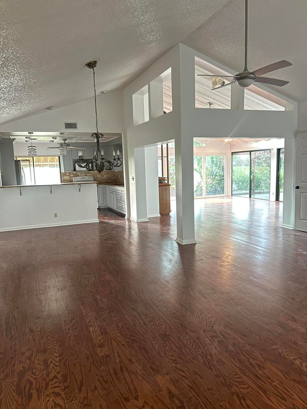 Photo of 5657 Lakeview Mews Drive, Boynton Beach, FL 33437 (MLS # R11107377)