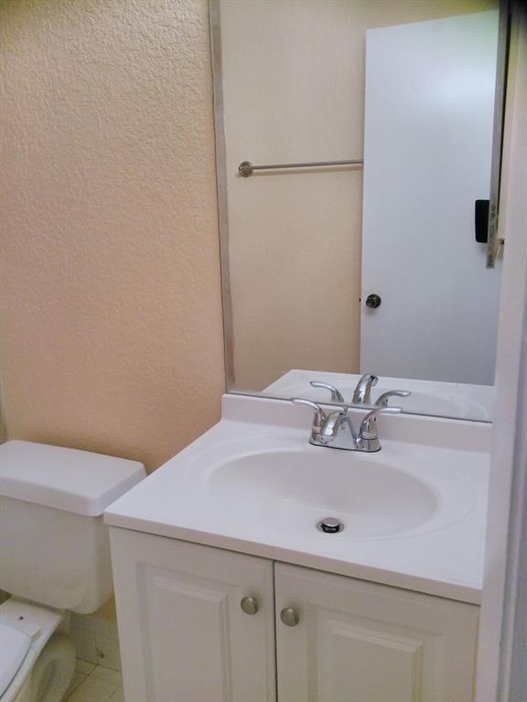 Pierpointe #5 Condo #2 - Residential Lease