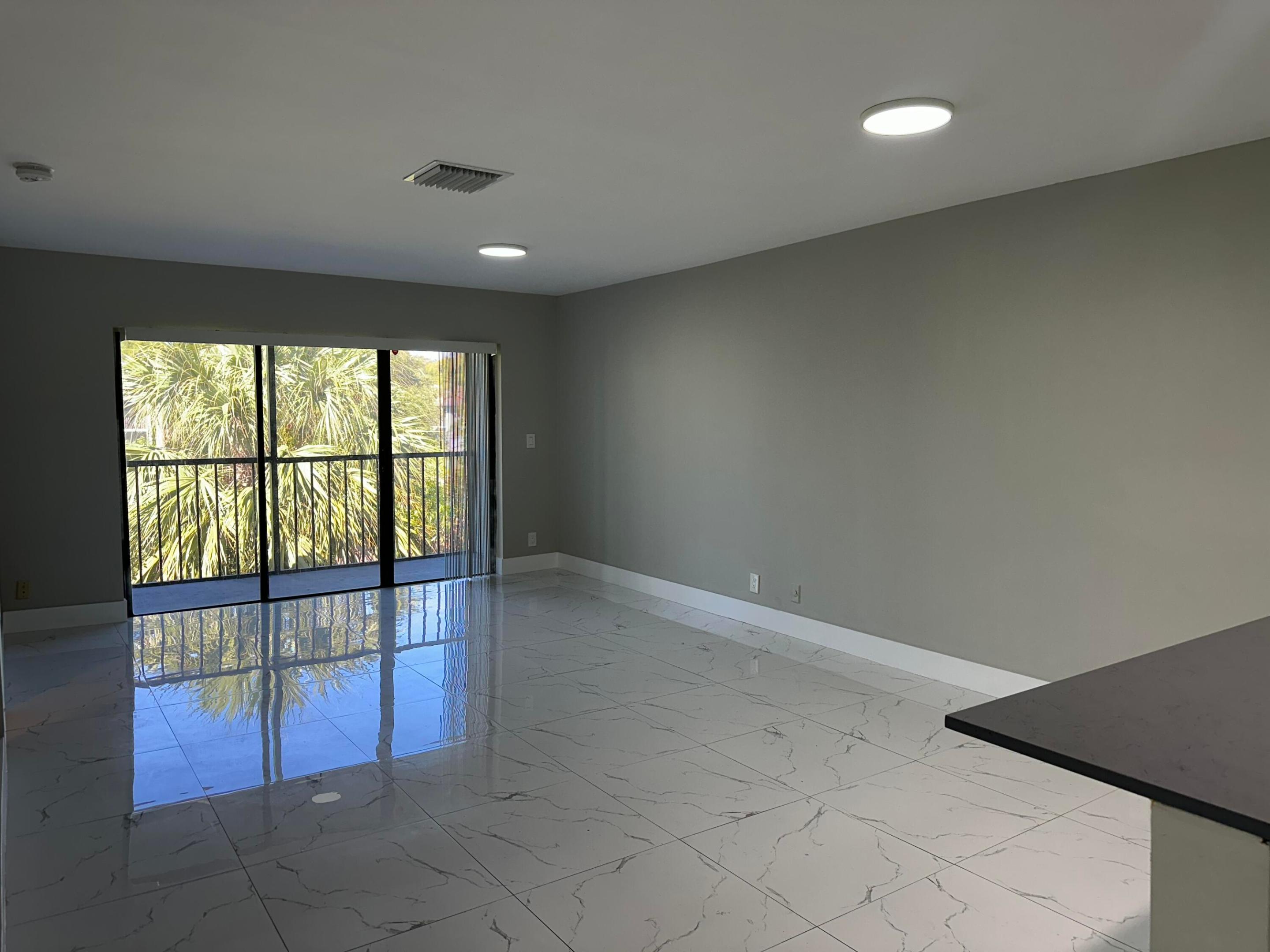LAKE ARJARO - Residential Lease