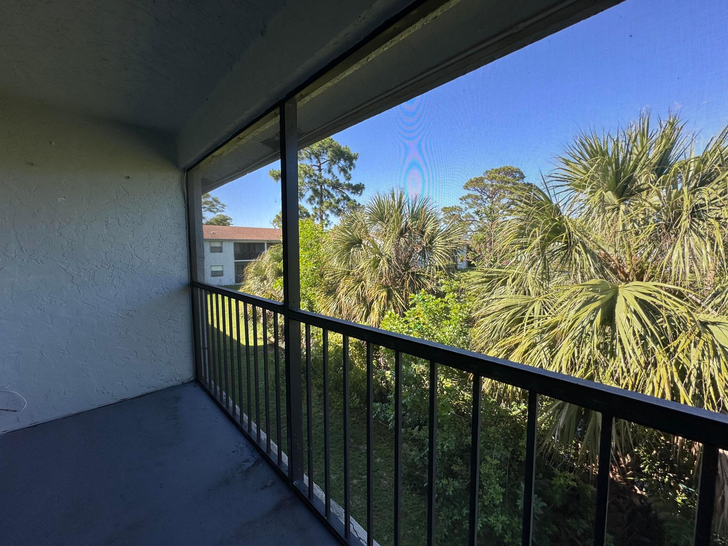 LAKE ARJARO - Residential Lease