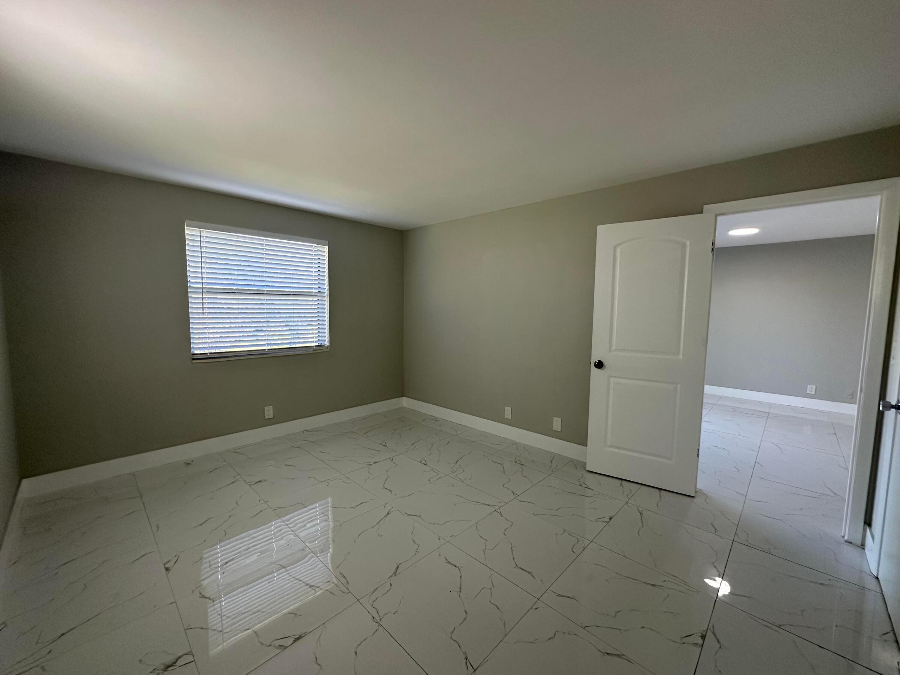 LAKE ARJARO - Residential Lease