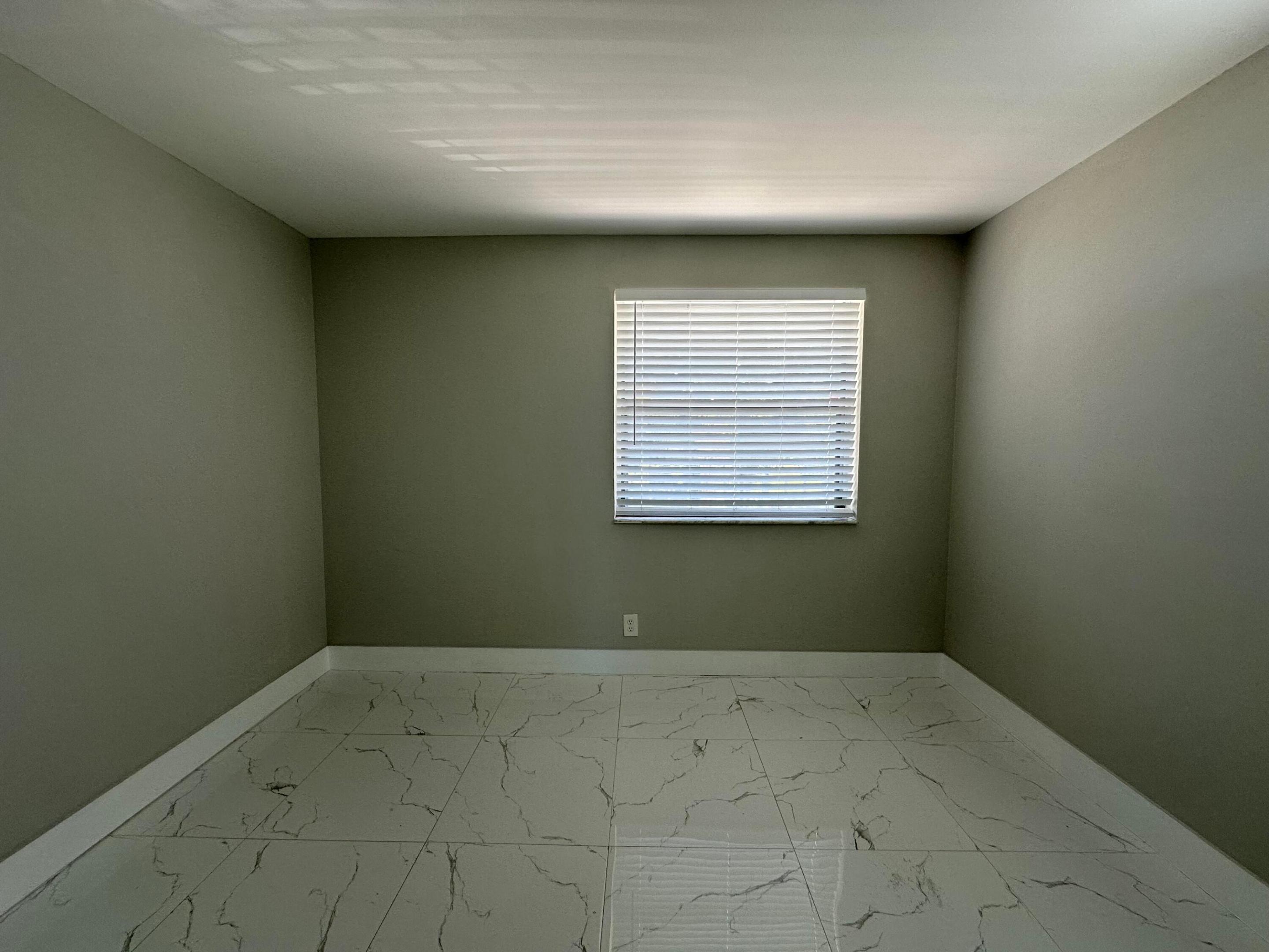 LAKE ARJARO - Residential Lease