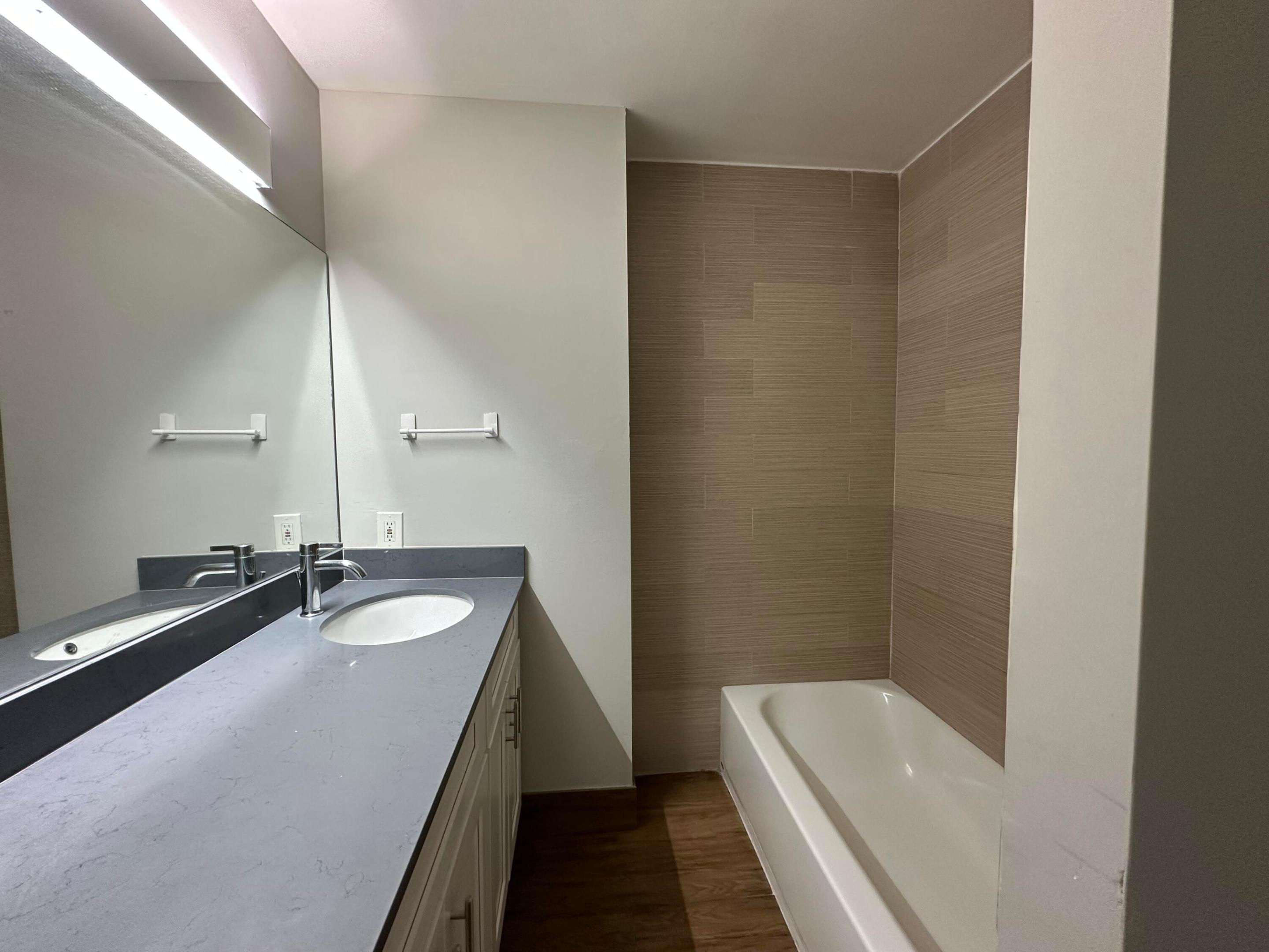 LAKE ARJARO - Residential Lease