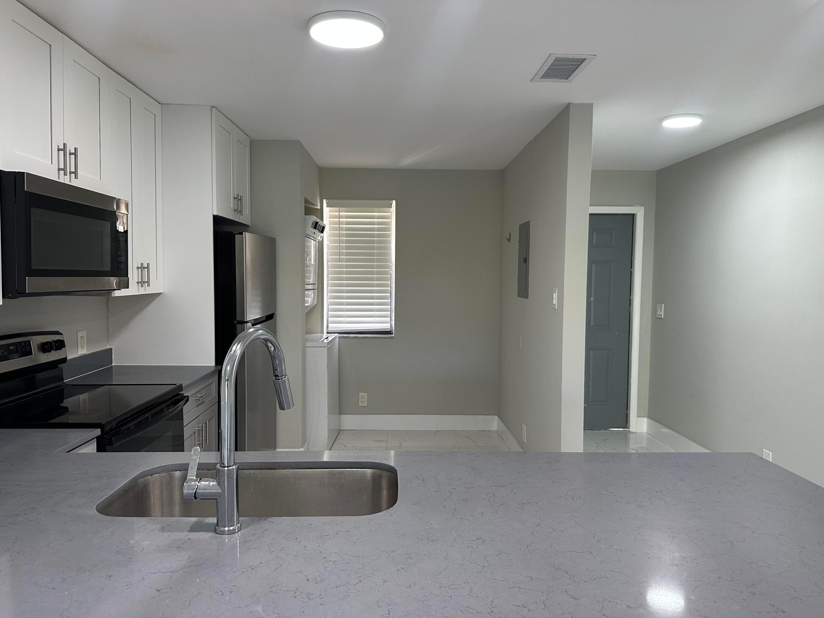 LAKE ARJARO - Residential Lease