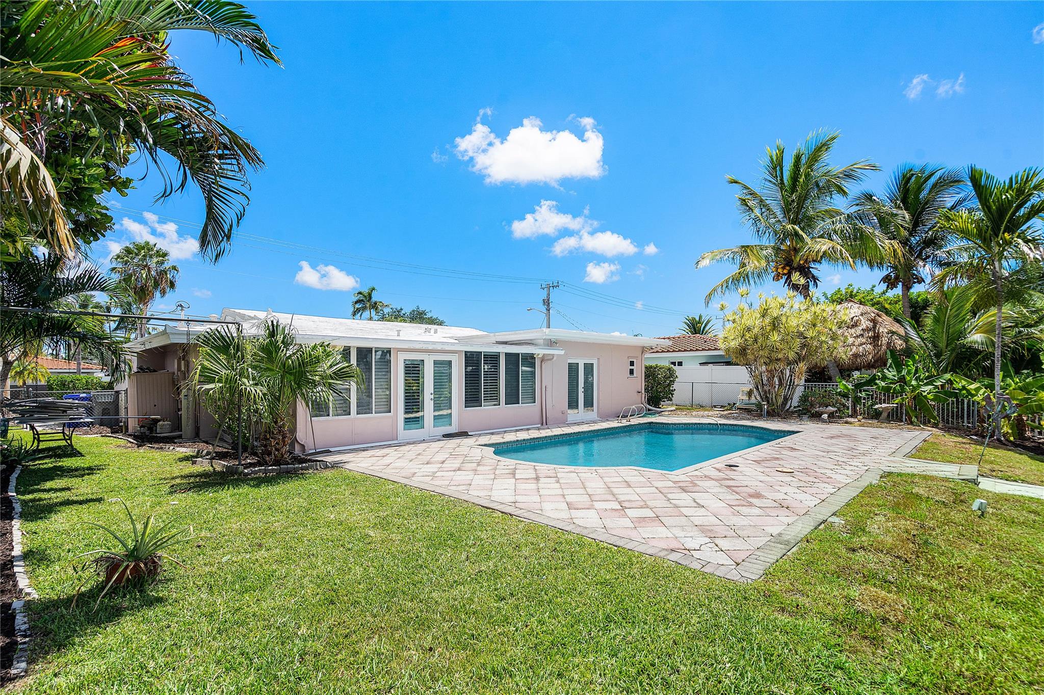 381 SE 6th Ter