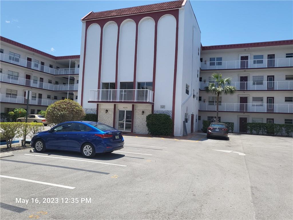 GARNET CONDO - Residential