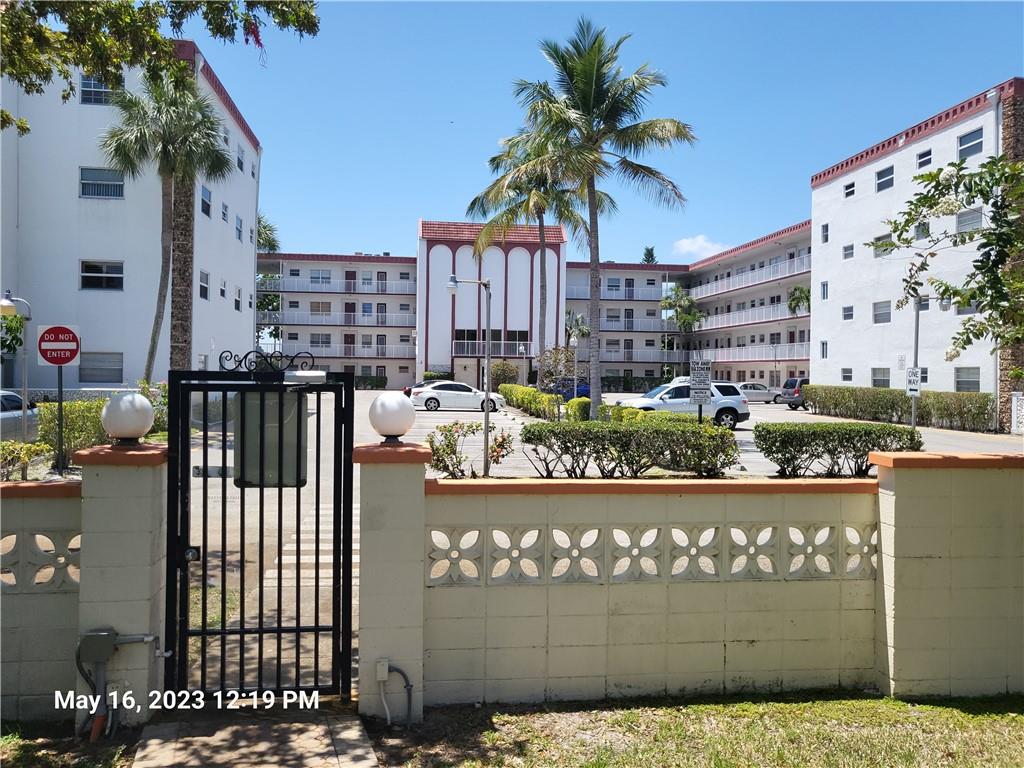 GARNET CONDO - Residential