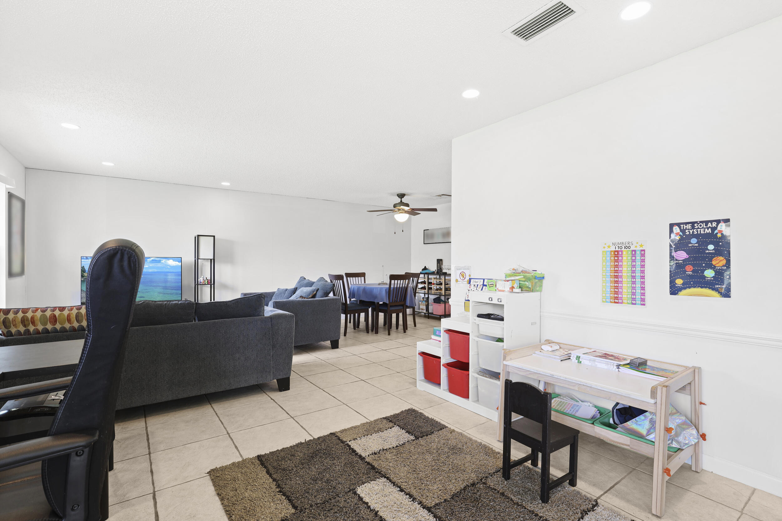 SHEFFIELD WOODS AT WELLINGTON CONDO - Residential