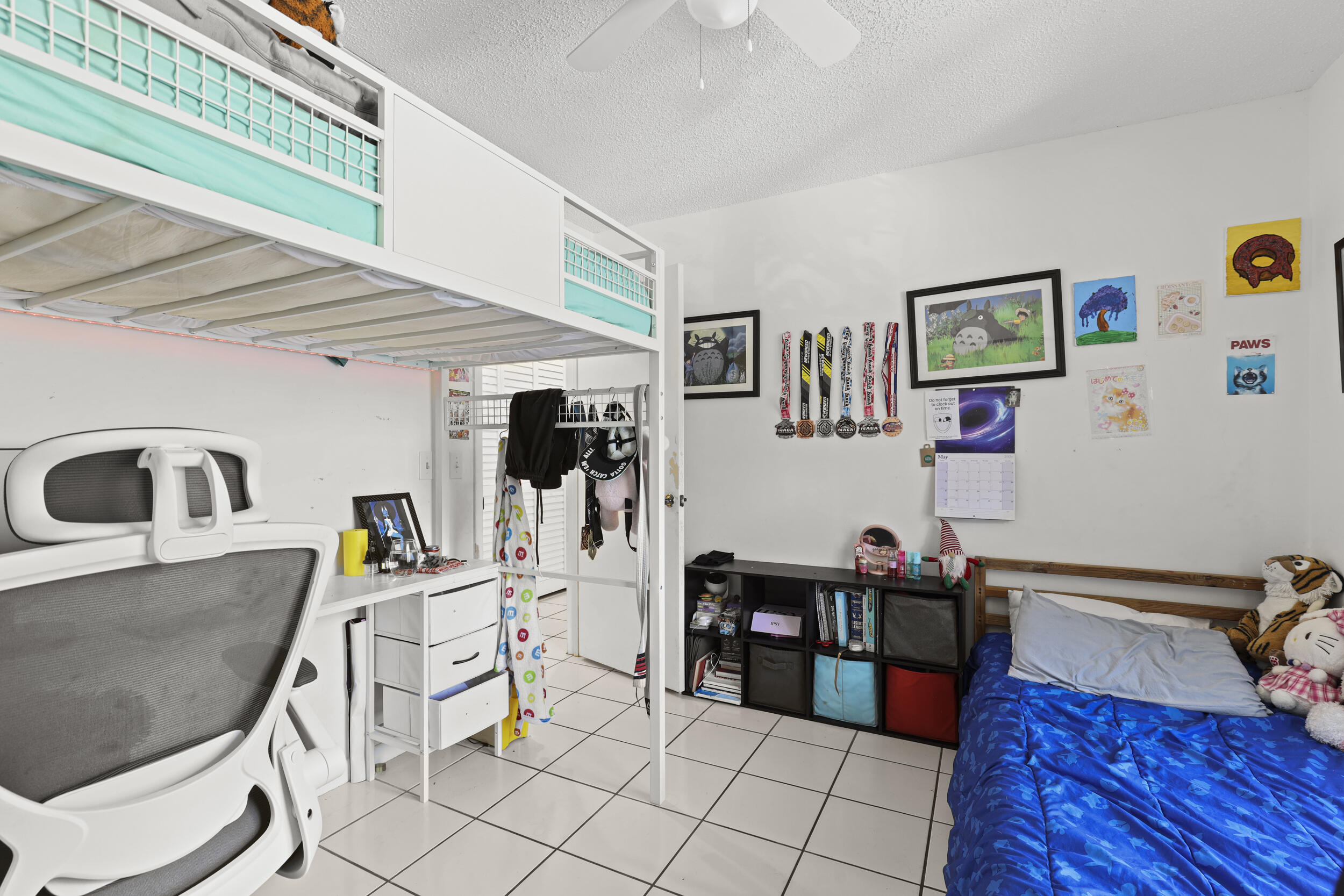SHEFFIELD WOODS AT WELLINGTON CONDO - Residential