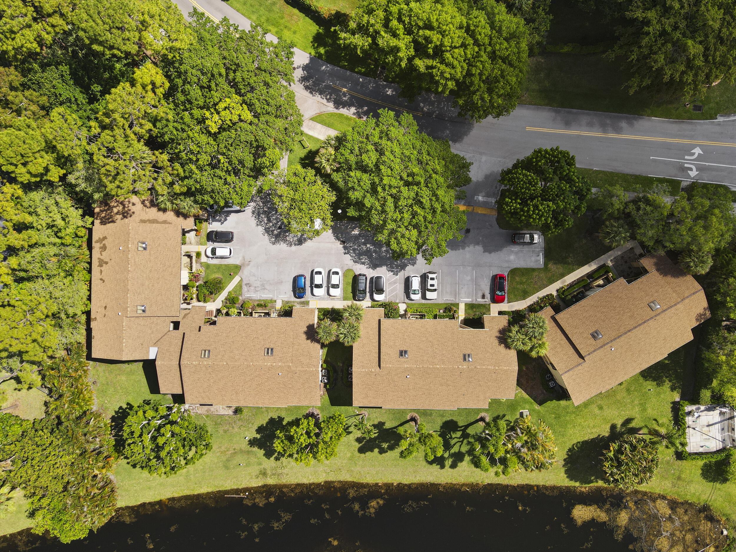 SHEFFIELD WOODS AT WELLINGTON CONDO - Residential